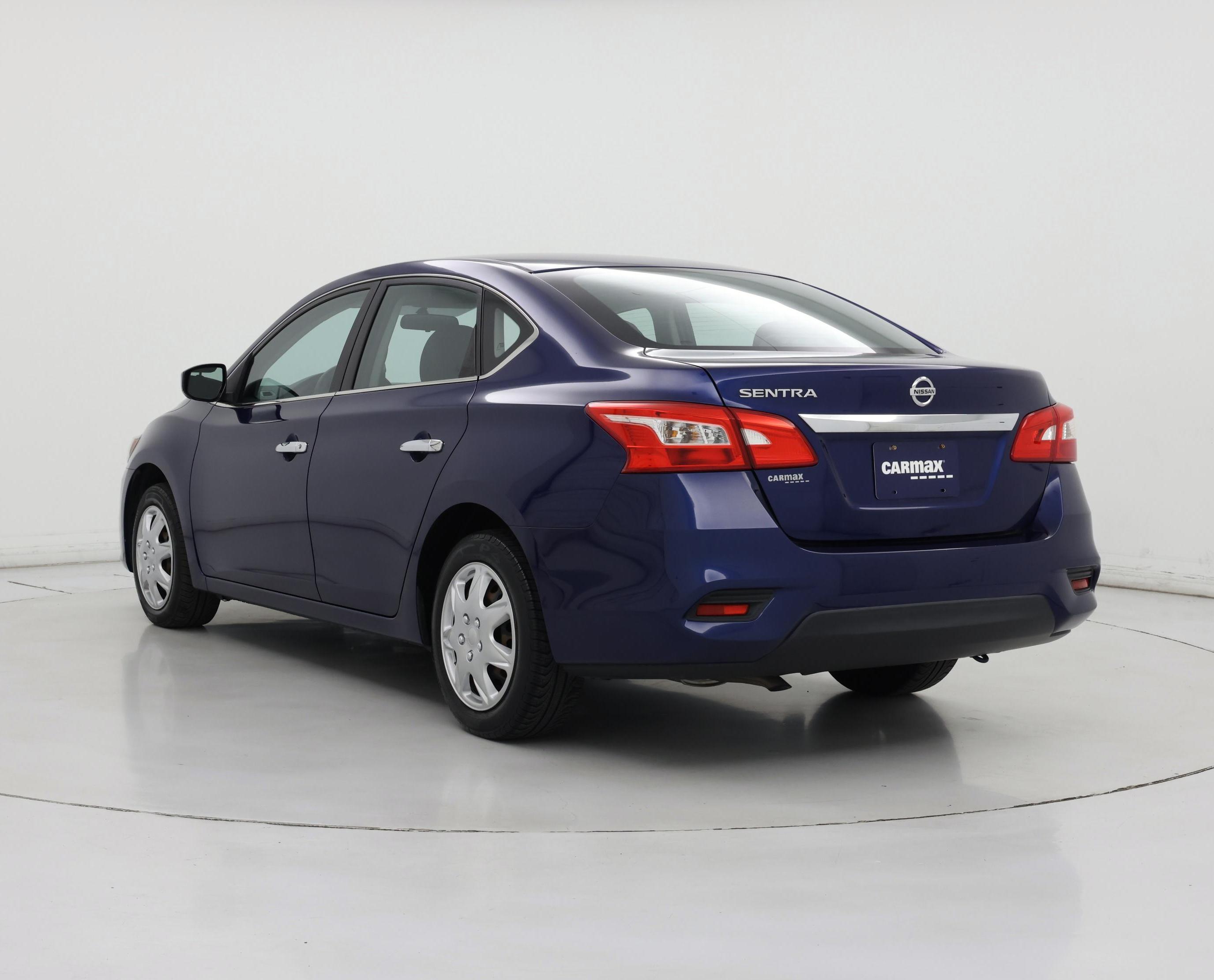 Thumbnail: 2016 Nissan Sentra - 2