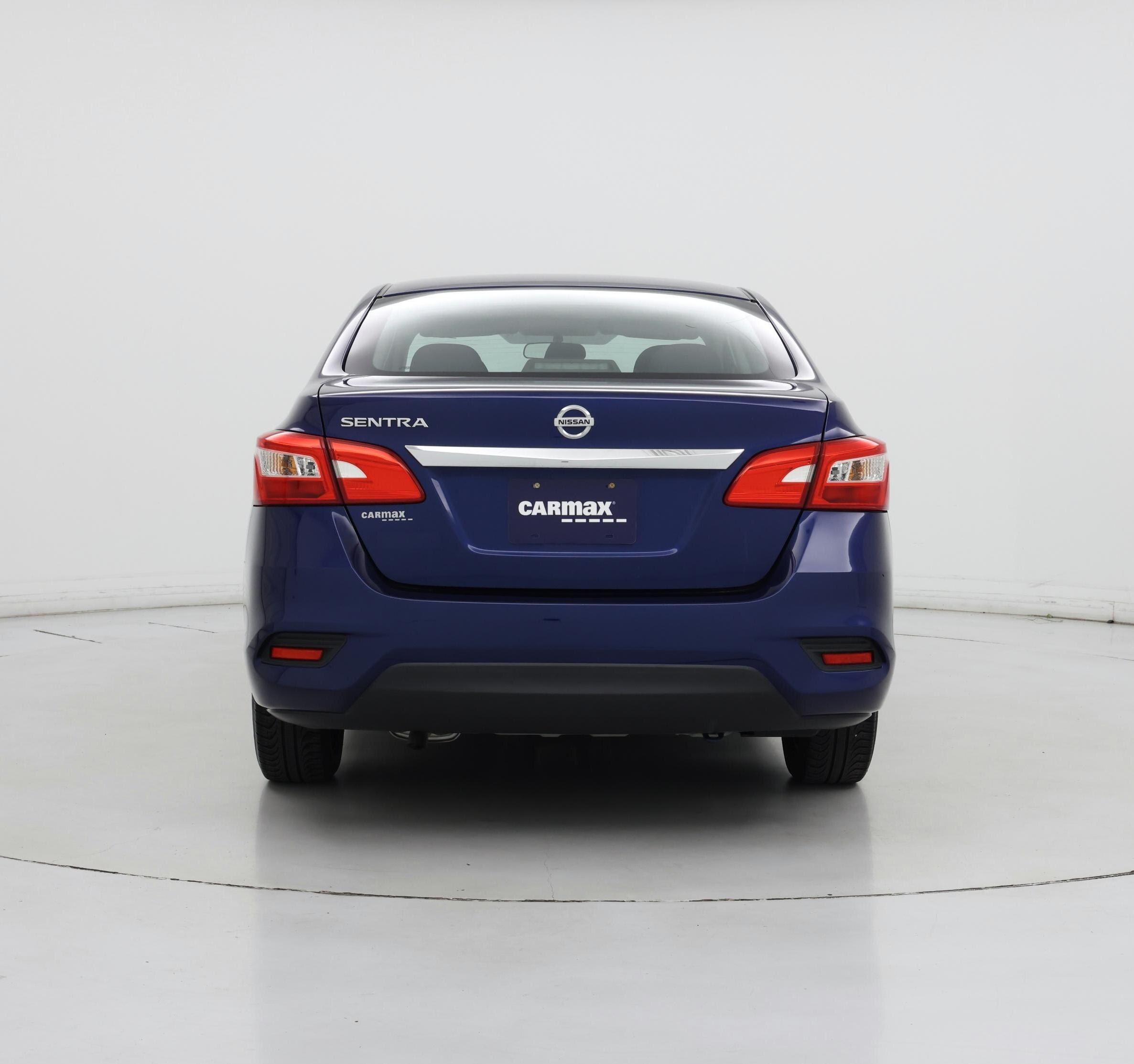 Thumbnail: 2016 Nissan Sentra - 6