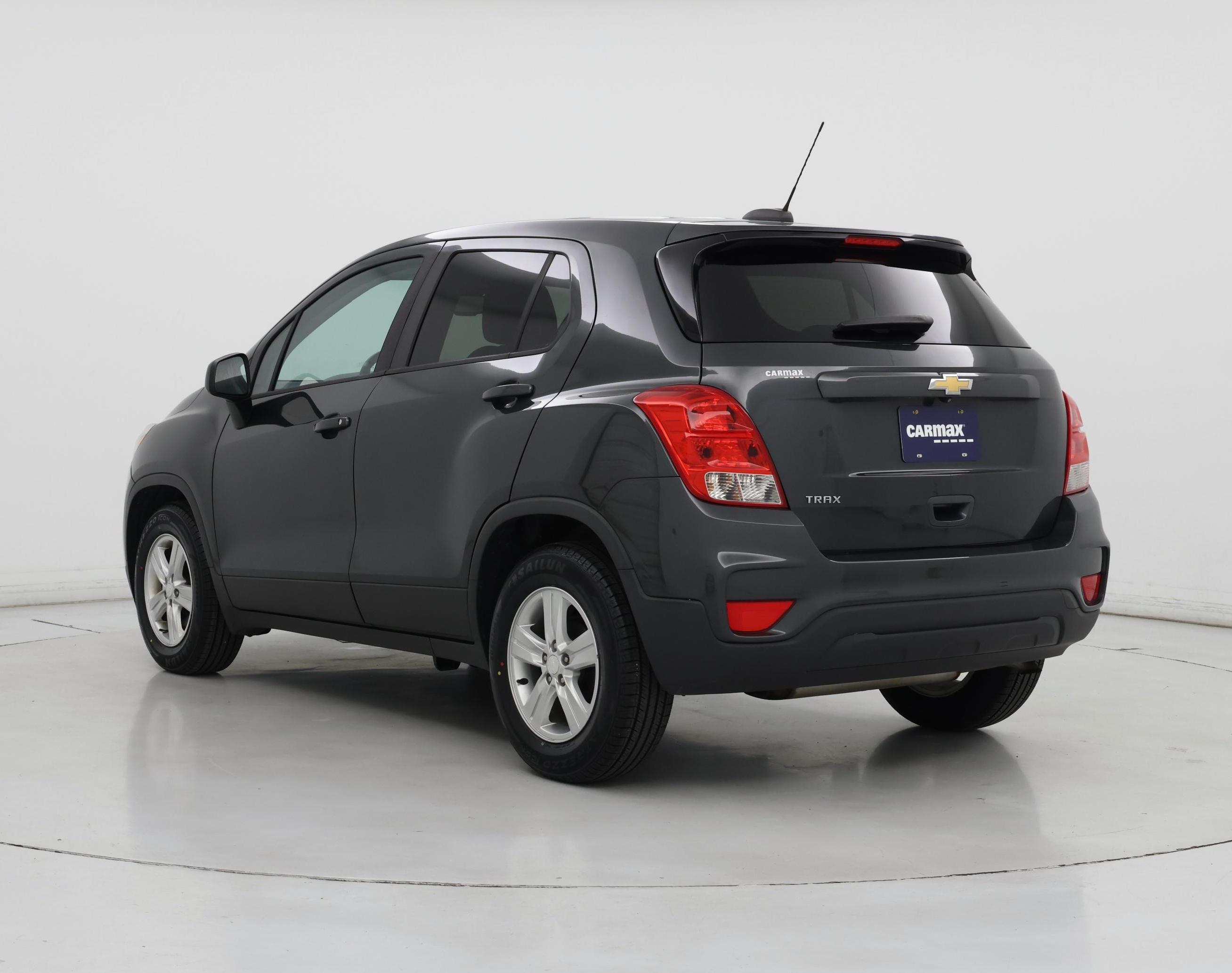 Thumbnail: 2019 Chevrolet Trax - 2