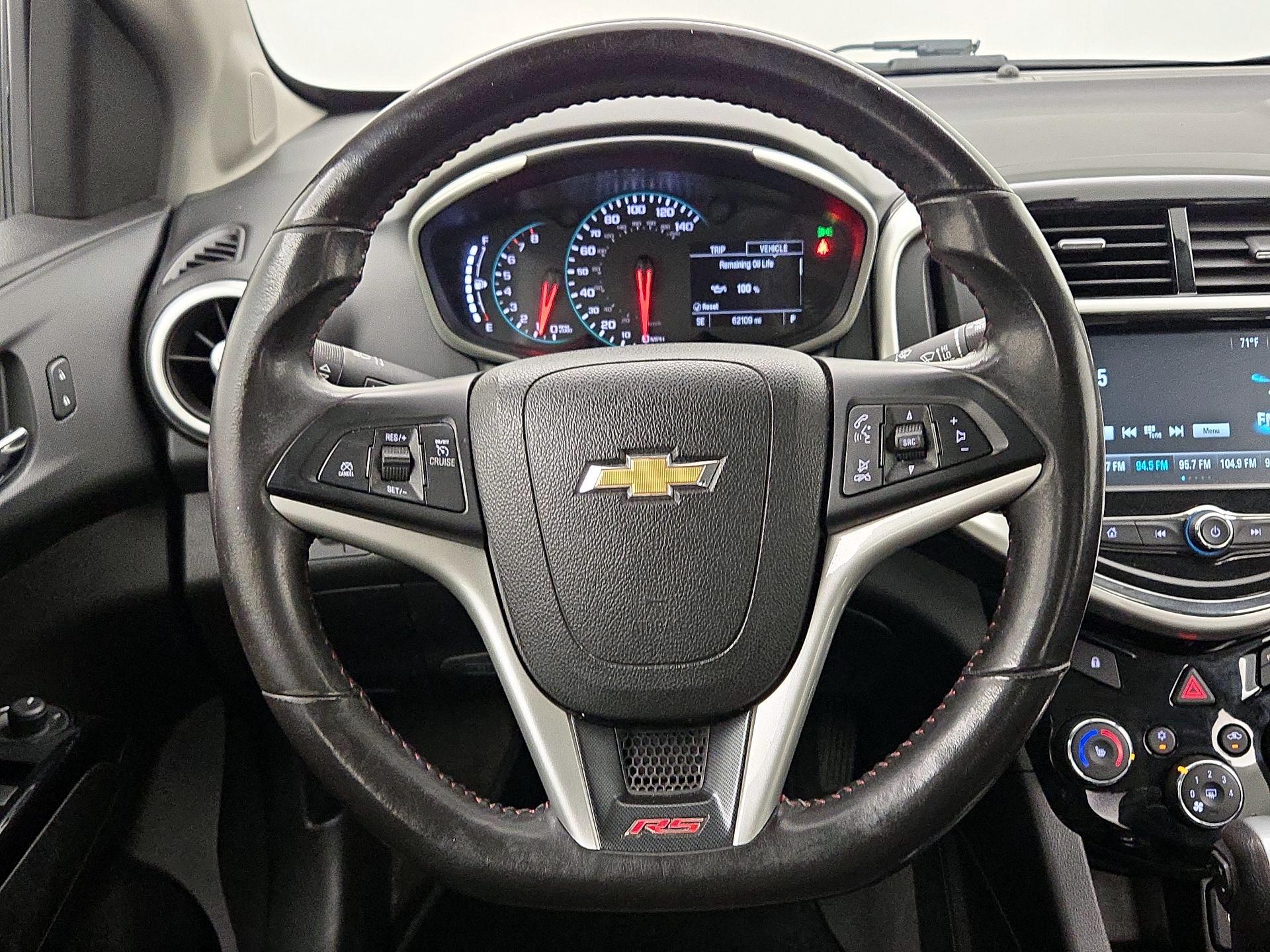 Thumbnail: 2017 Chevrolet Sonic - 10