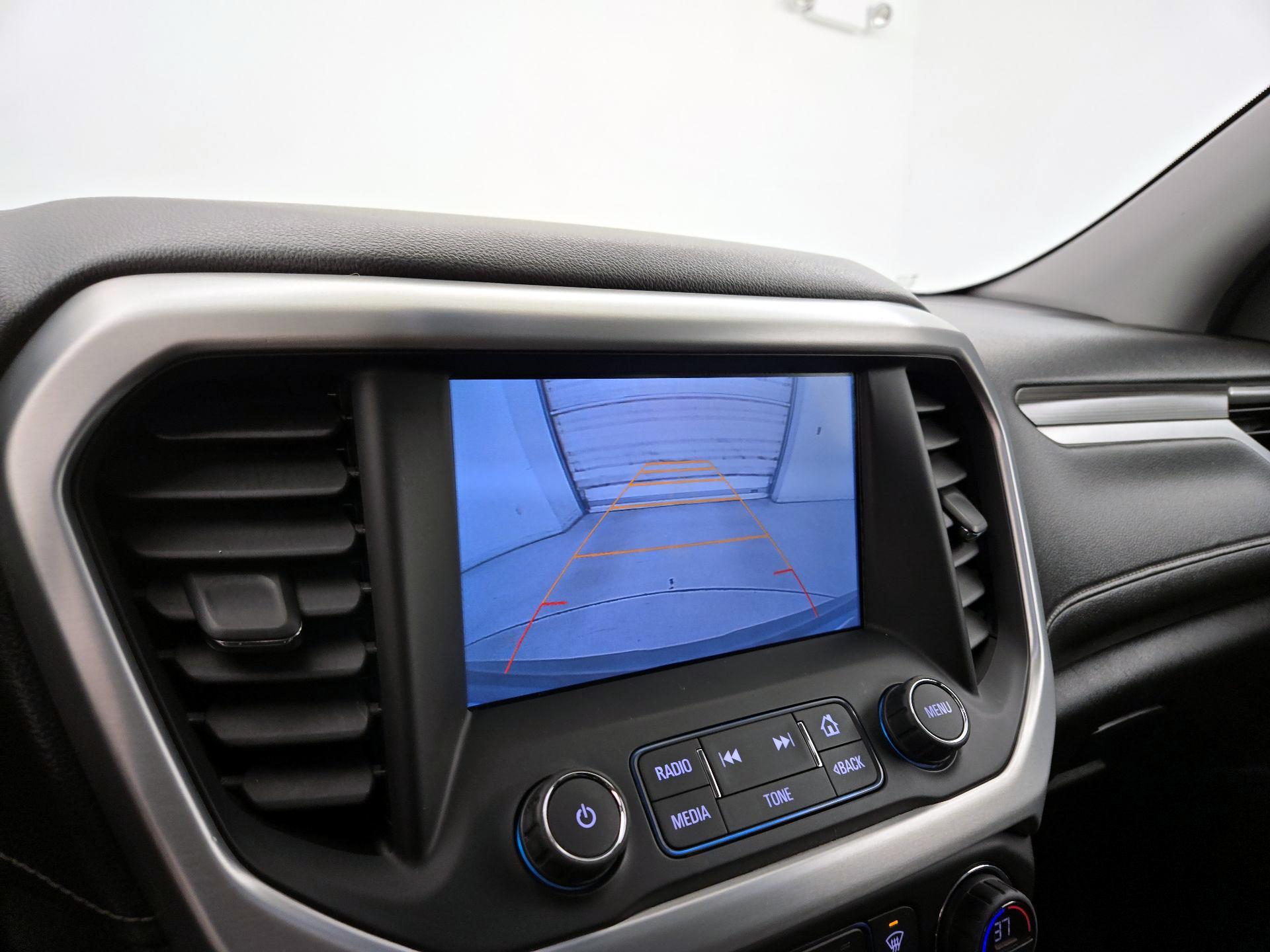 Thumbnail: 2017 GMC Acadia - 15