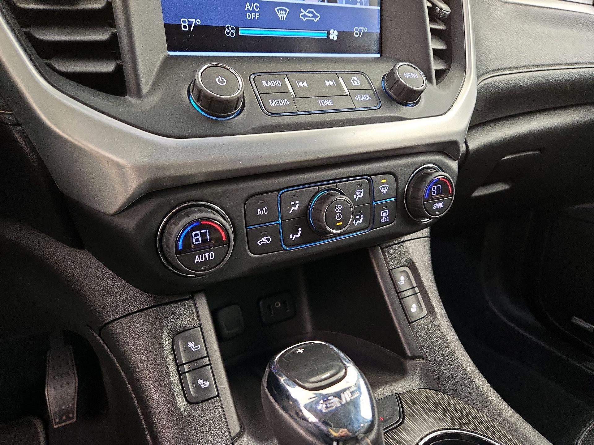 Thumbnail: 2017 GMC Acadia - 17