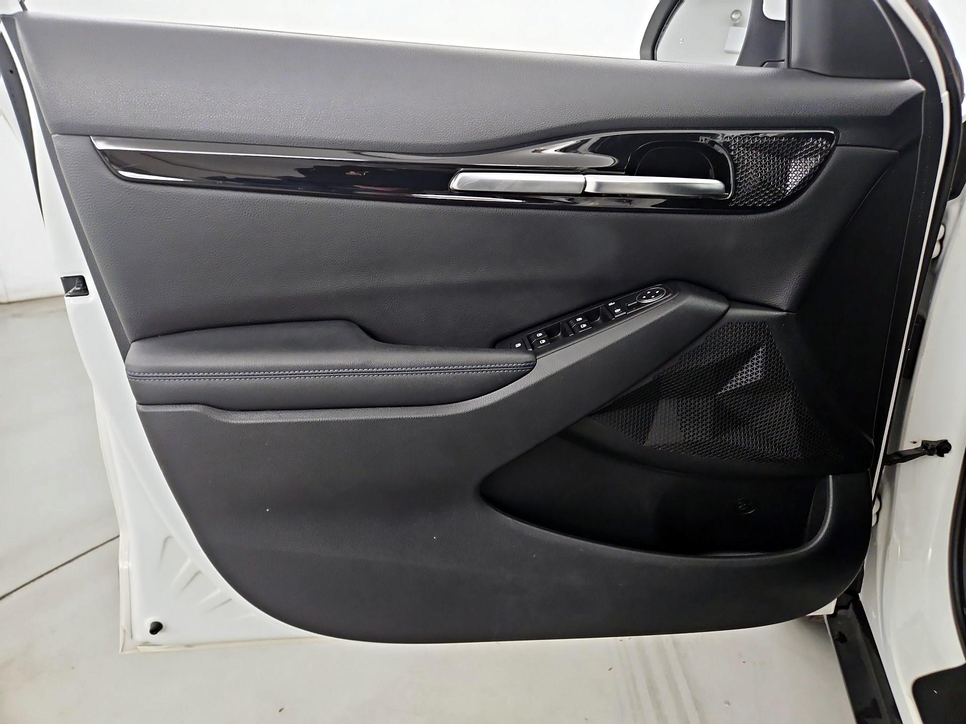 Thumbnail: 2021 Kia Seltos - 12