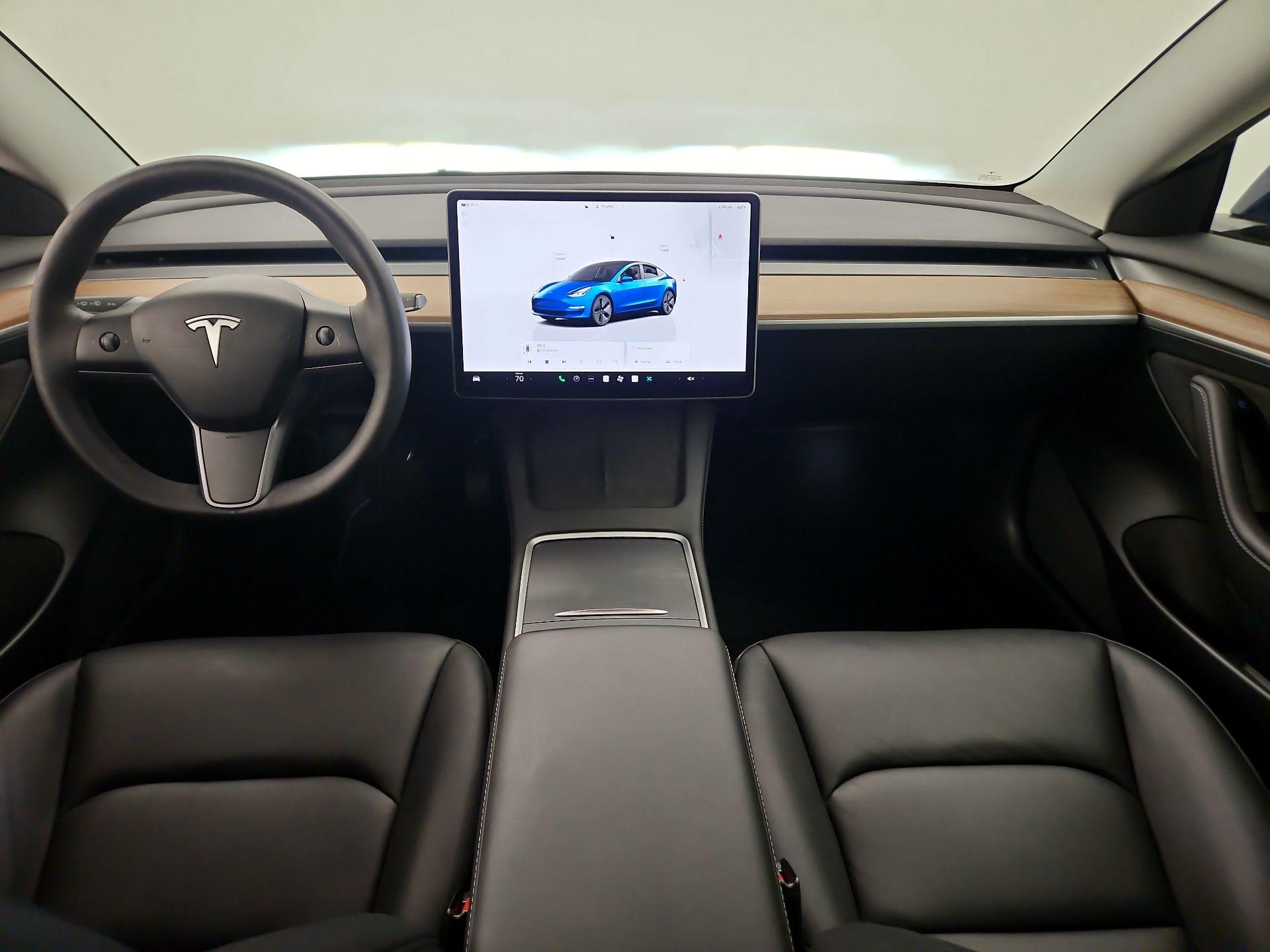 Thumbnail: 2023 Tesla Model 3 - 9