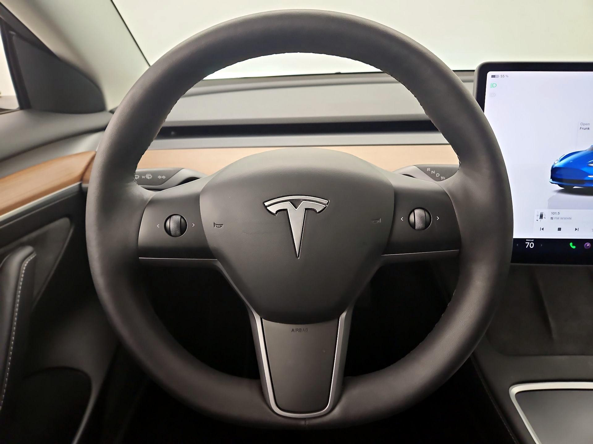 Thumbnail: 2023 Tesla Model 3 - 10