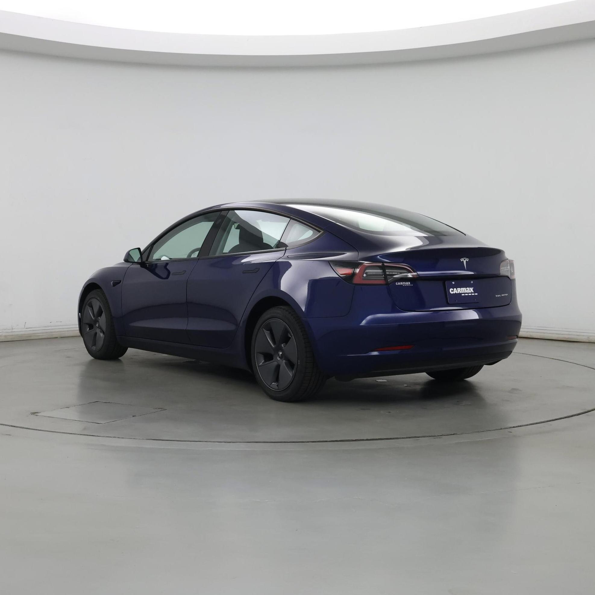 Thumbnail: 2023 Tesla Model 3 - 2
