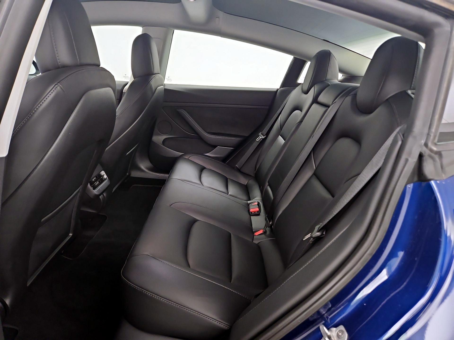 Thumbnail: 2023 Tesla Model 3 - 19