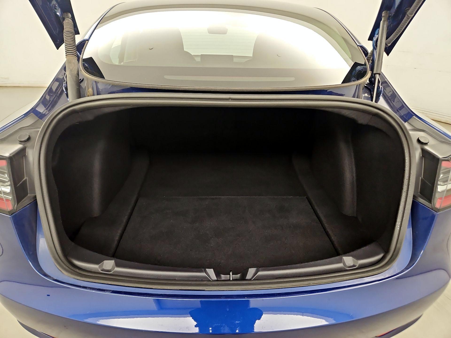 Thumbnail: 2023 Tesla Model 3 - 20