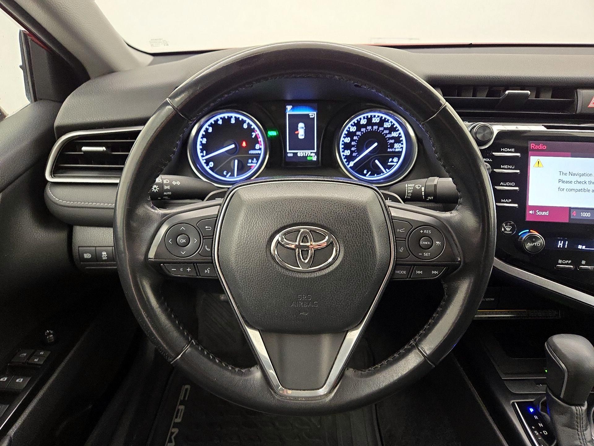 Thumbnail: 2019 Toyota Camry - 10