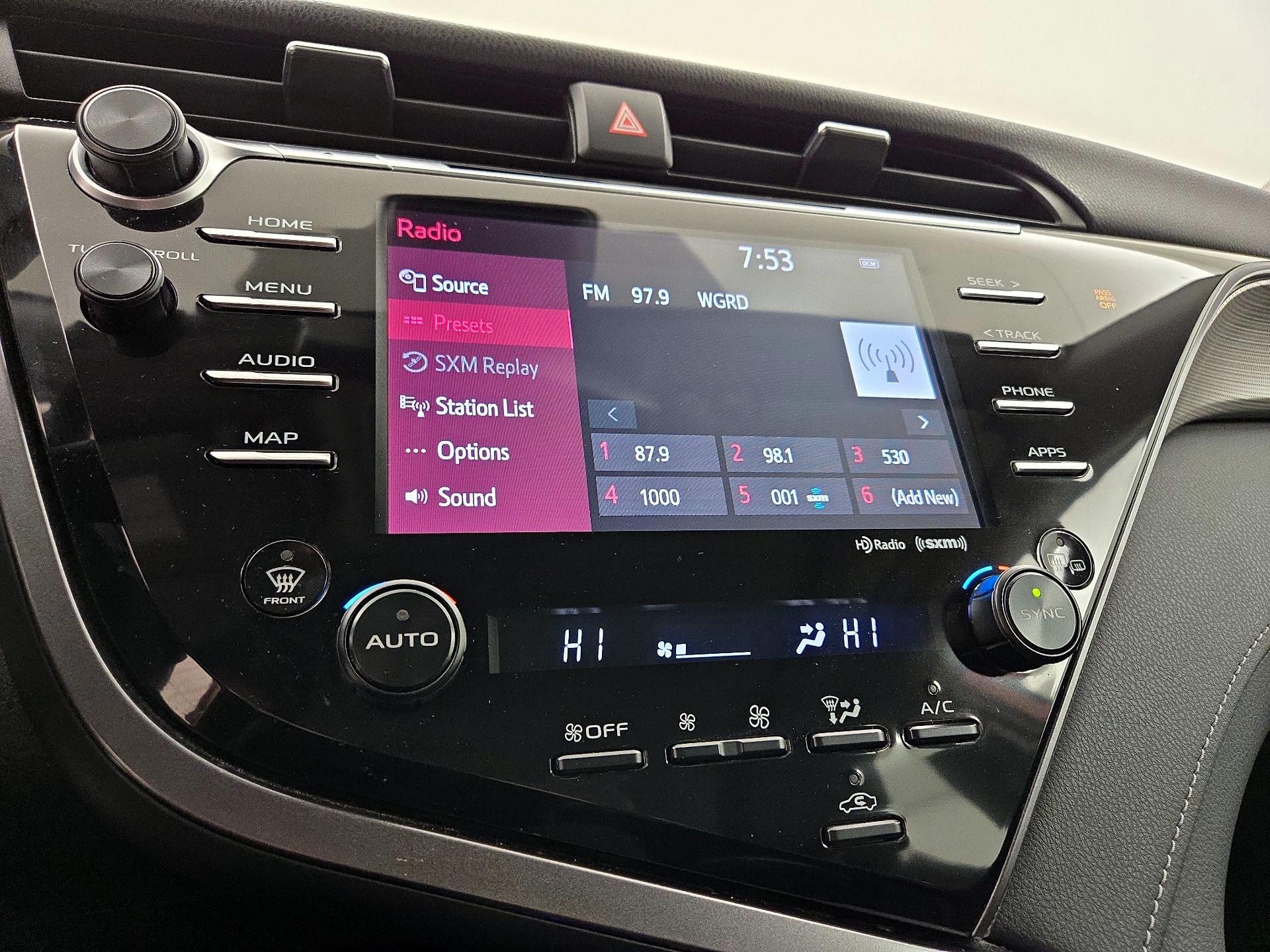 Thumbnail: 2019 Toyota Camry - 15