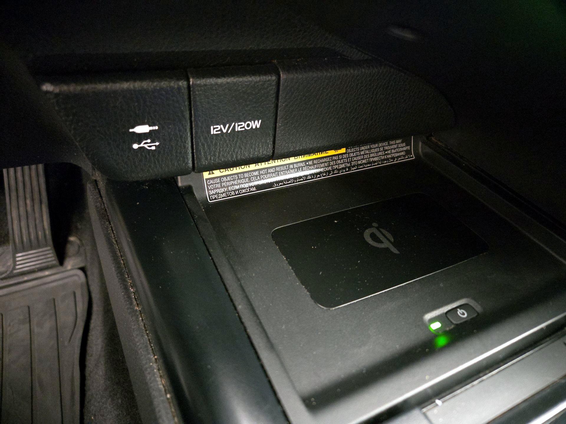 Thumbnail: 2019 Toyota Camry - 18