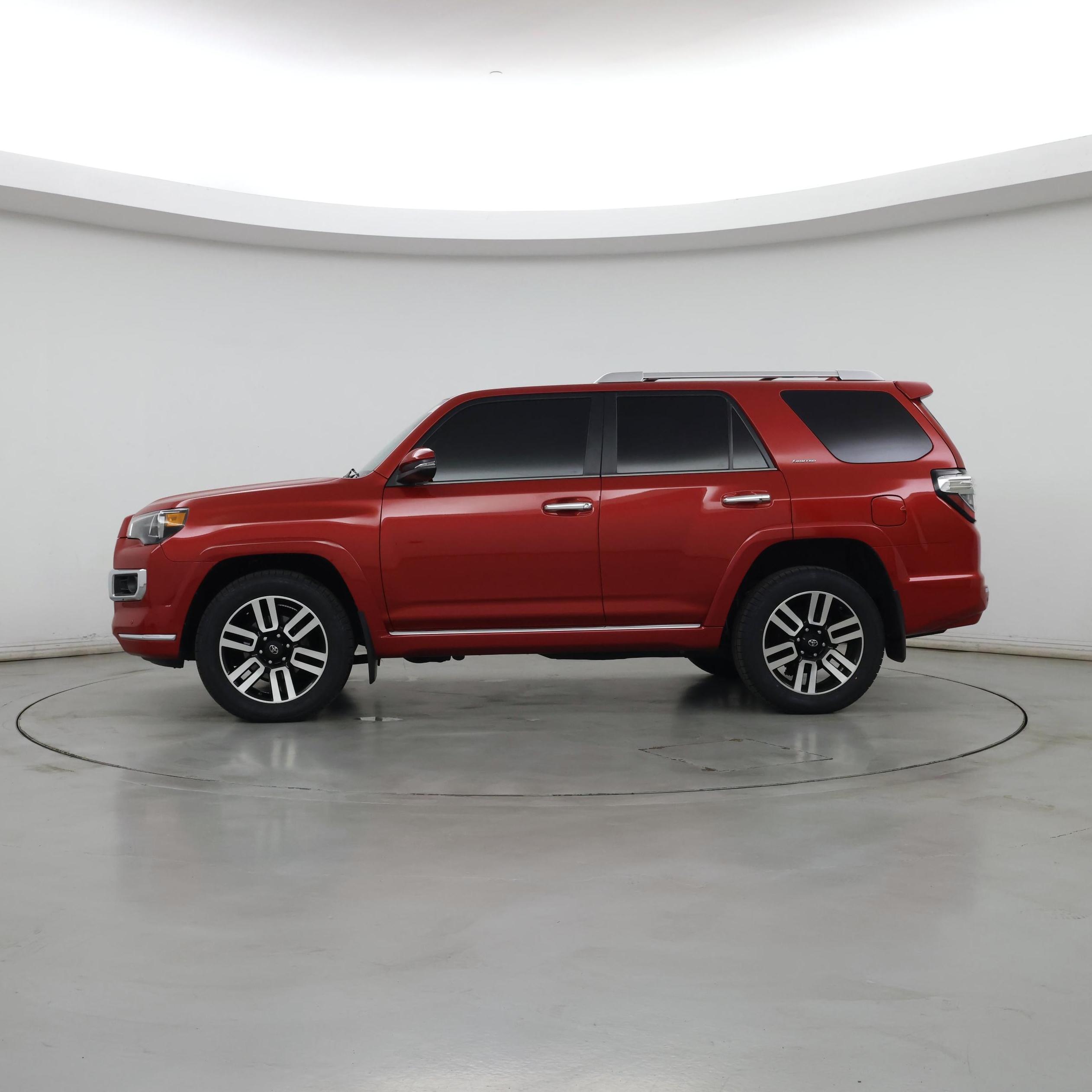 Thumbnail: 2021 Toyota 4Runner - 3