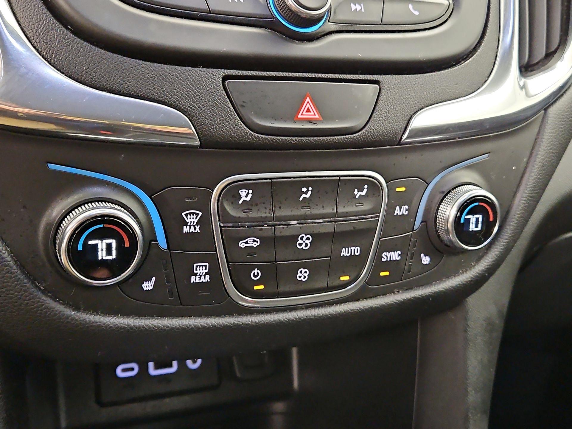 Thumbnail: 2020 Chevrolet Equinox - 16