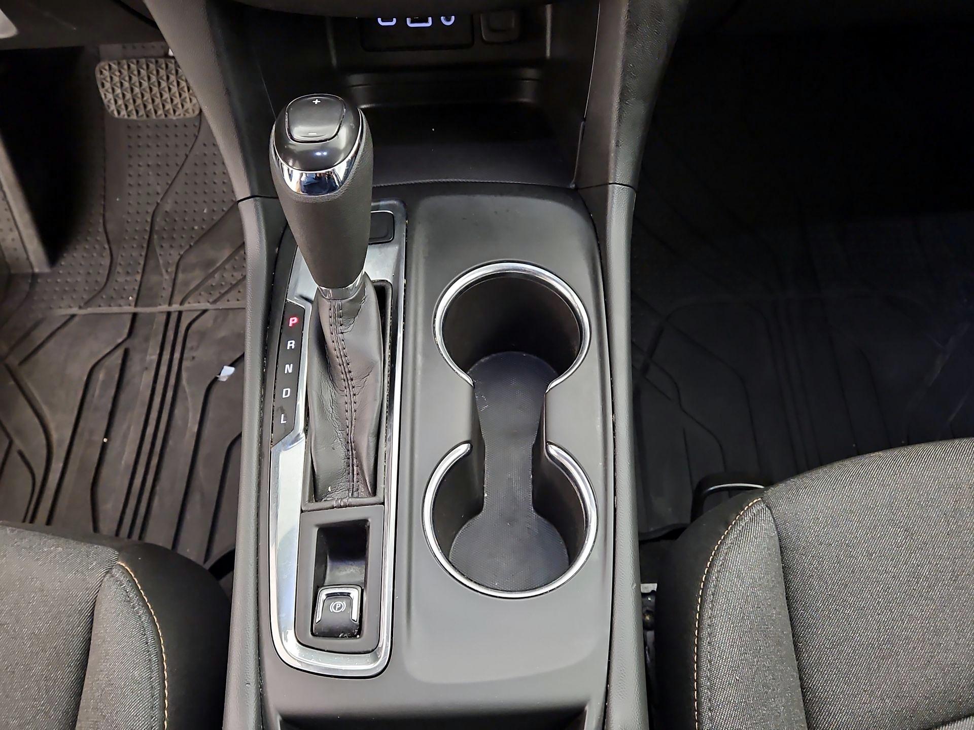 Thumbnail: 2020 Chevrolet Equinox - 17