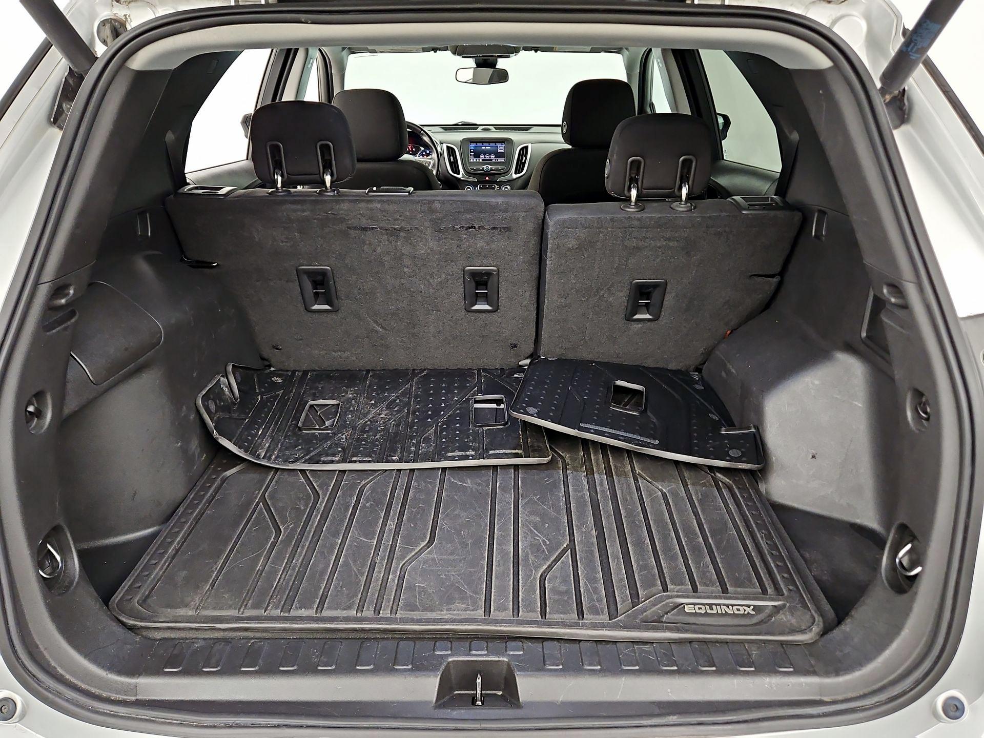 Thumbnail: 2020 Chevrolet Equinox - 20