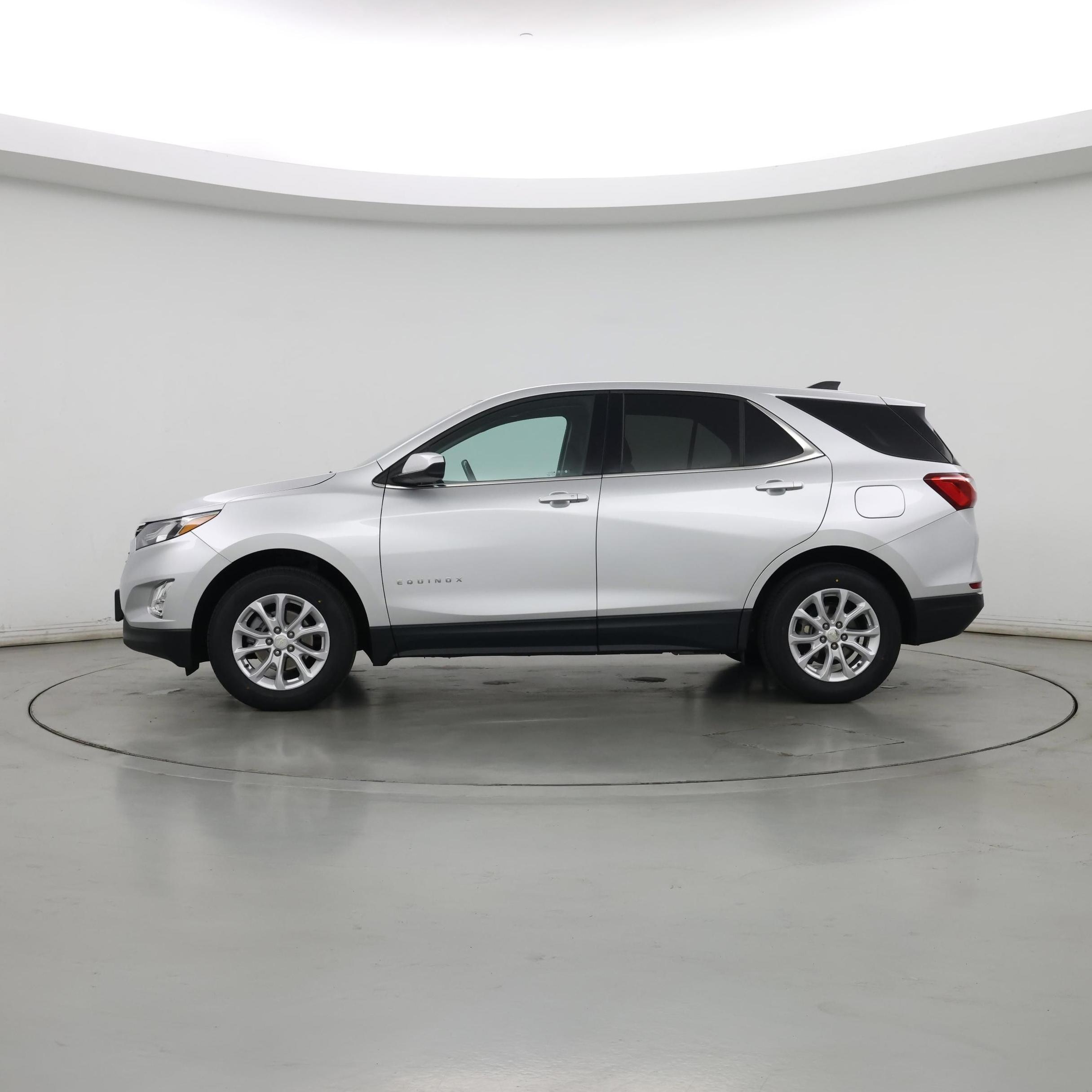 Thumbnail: 2020 Chevrolet Equinox - 3