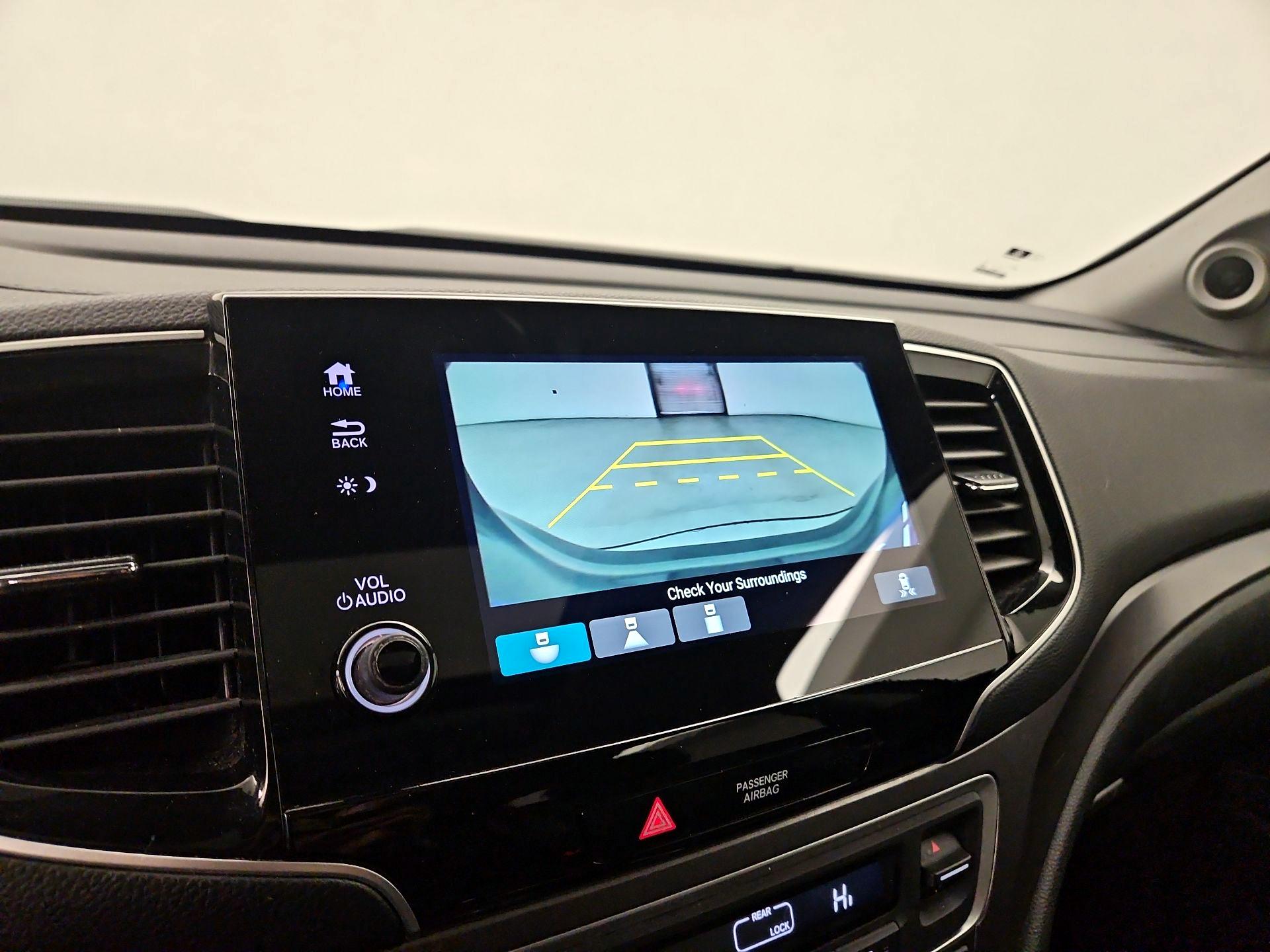 Thumbnail: 2020 Honda Pilot - 14