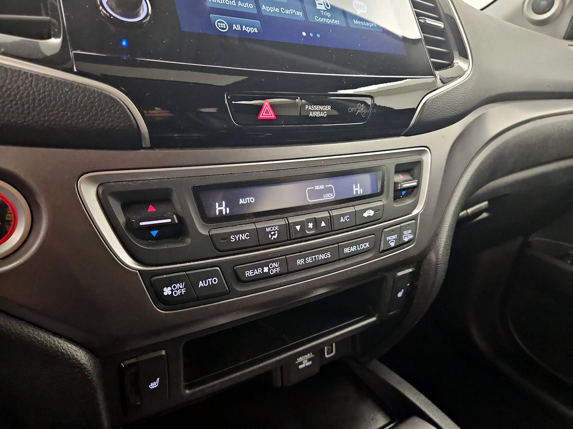 Thumbnail: 2020 Honda Pilot - 16