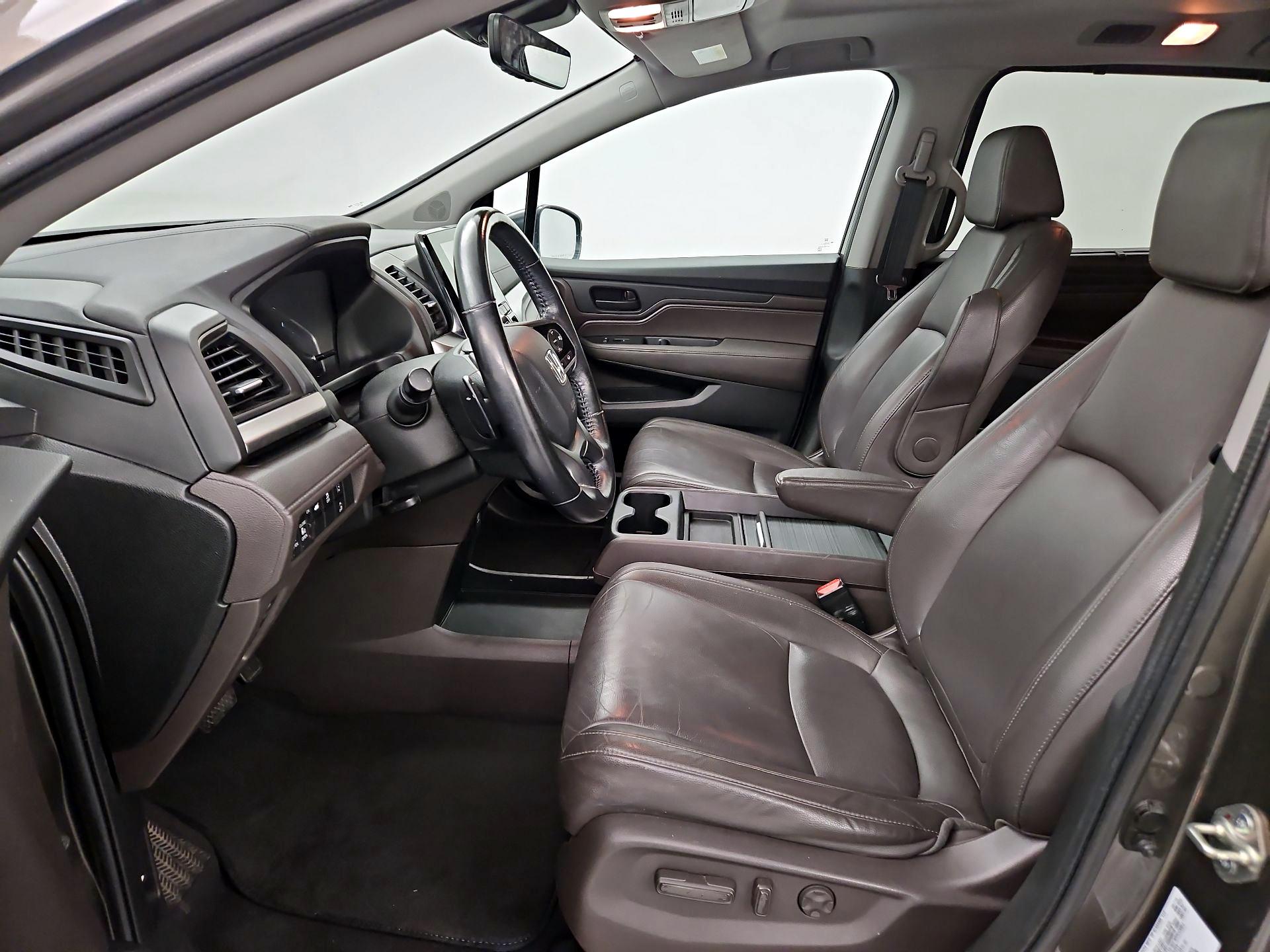 Thumbnail: 2020 Honda Odyssey - 11