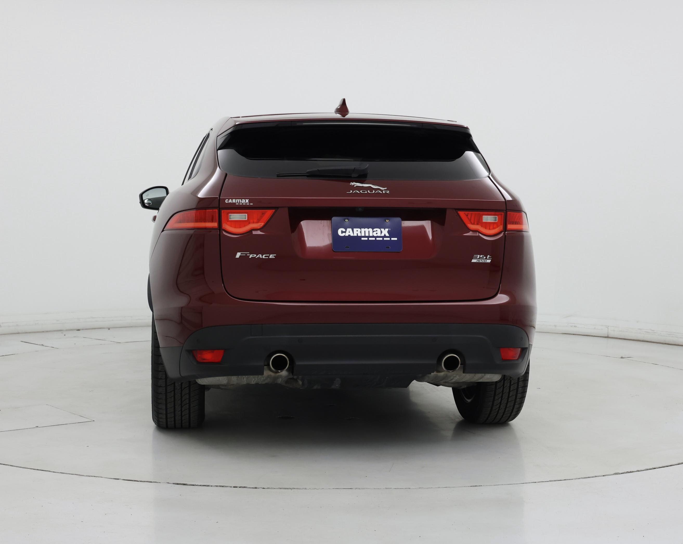 Thumbnail: 2017 Jaguar F-Pace - 6