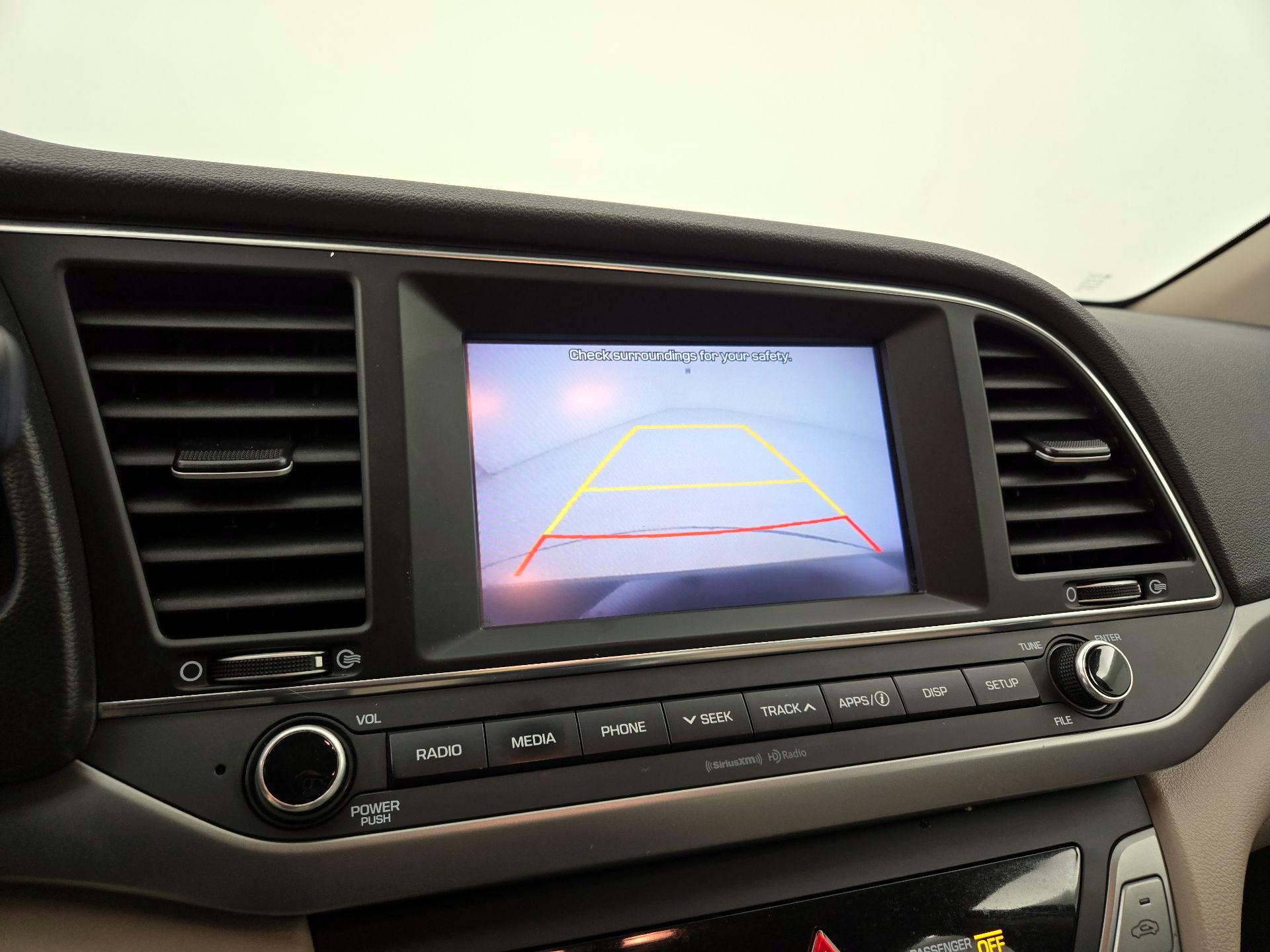 Thumbnail: 2018 Hyundai Elantra - 14