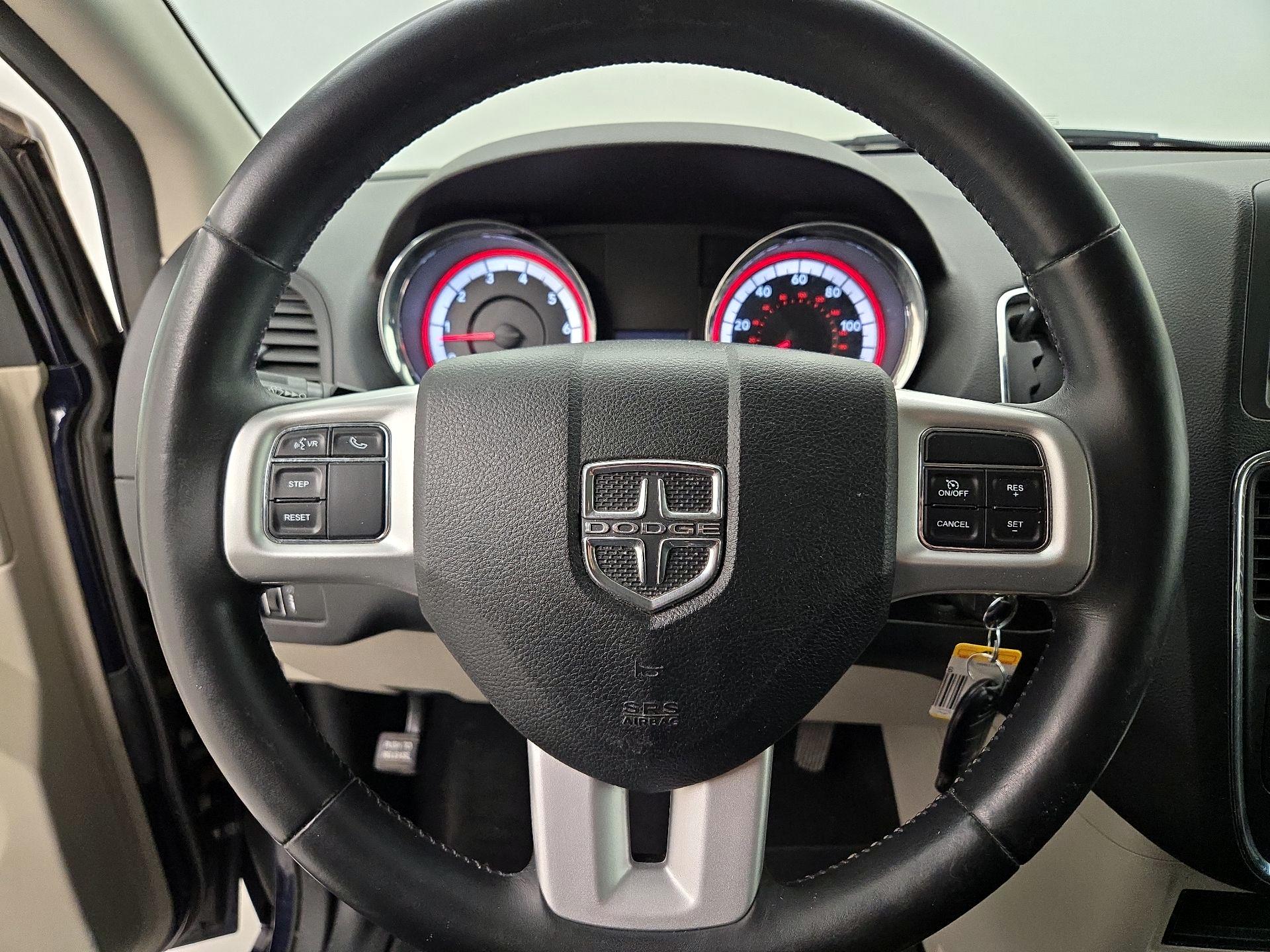 Thumbnail: 2017 Dodge Grand Caravan - 10