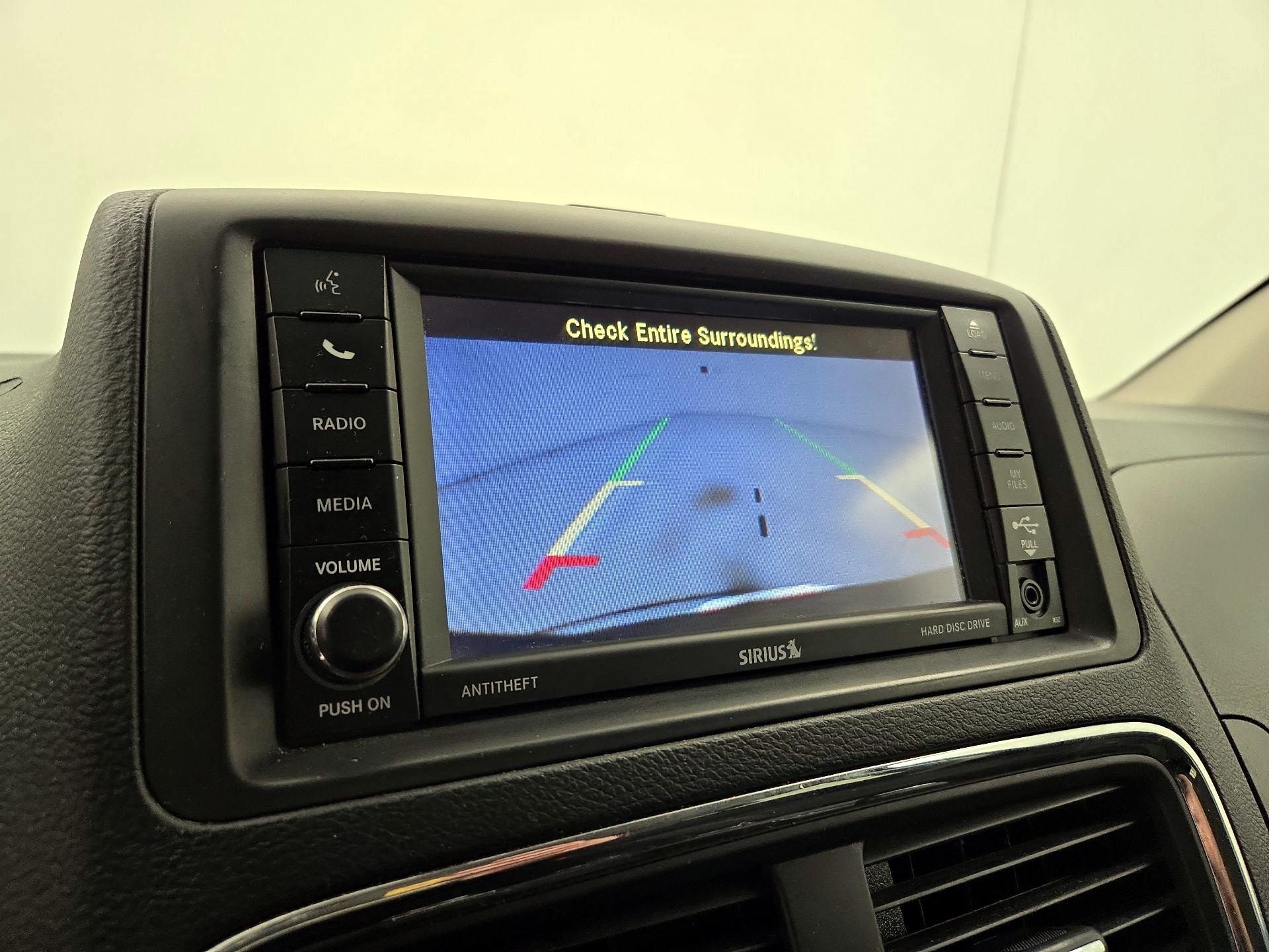 Thumbnail: 2017 Dodge Grand Caravan - 14