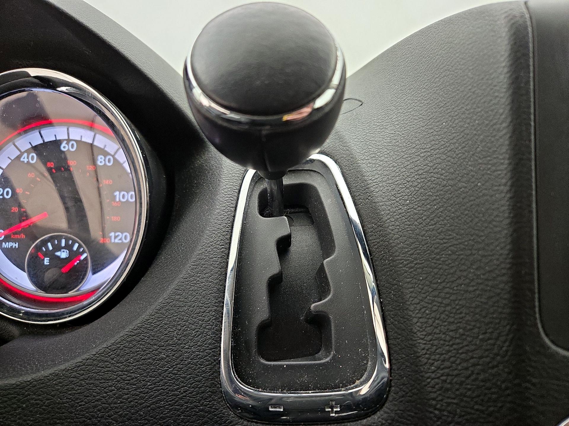 Thumbnail: 2017 Dodge Grand Caravan - 17