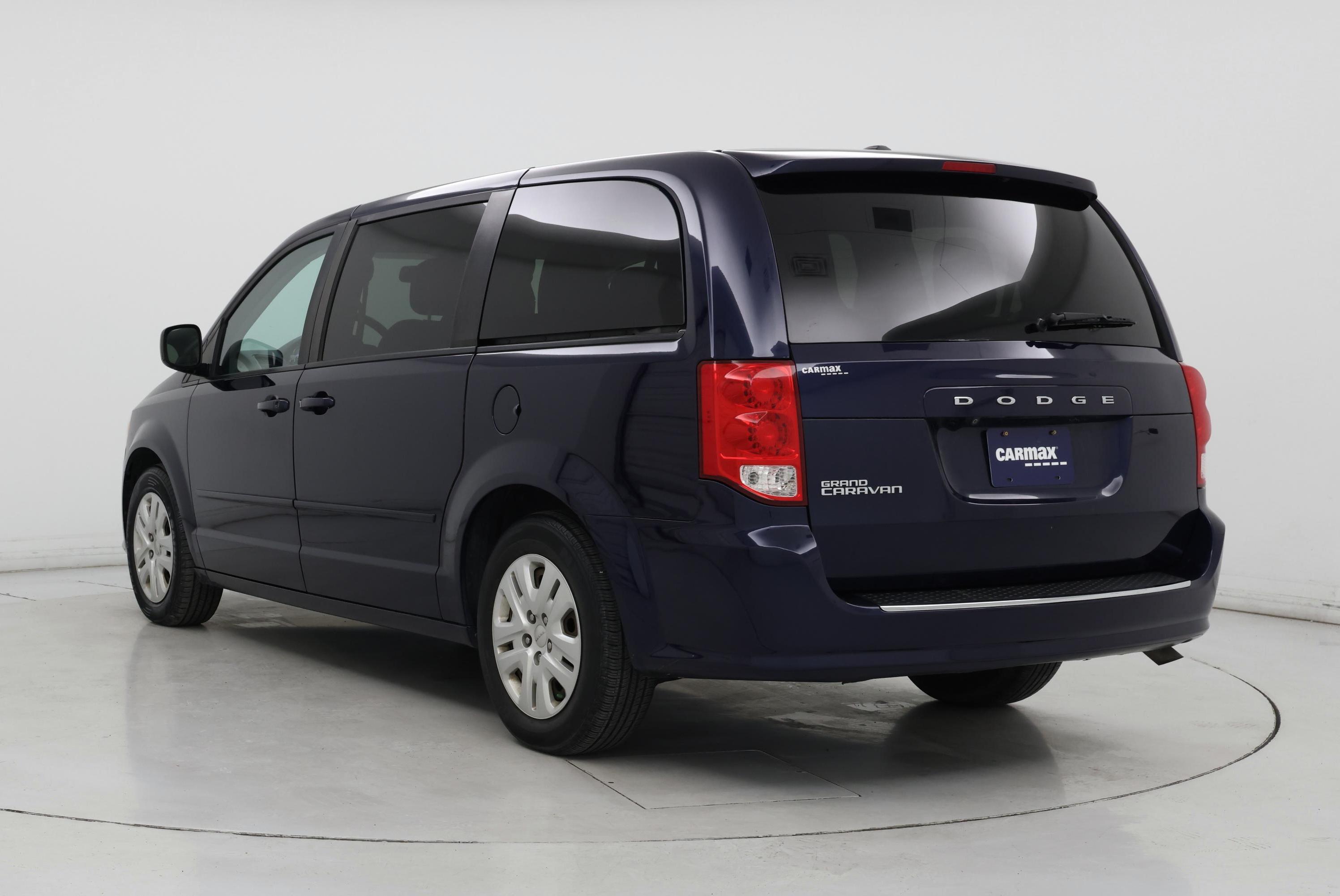 Thumbnail: 2017 Dodge Grand Caravan - 2
