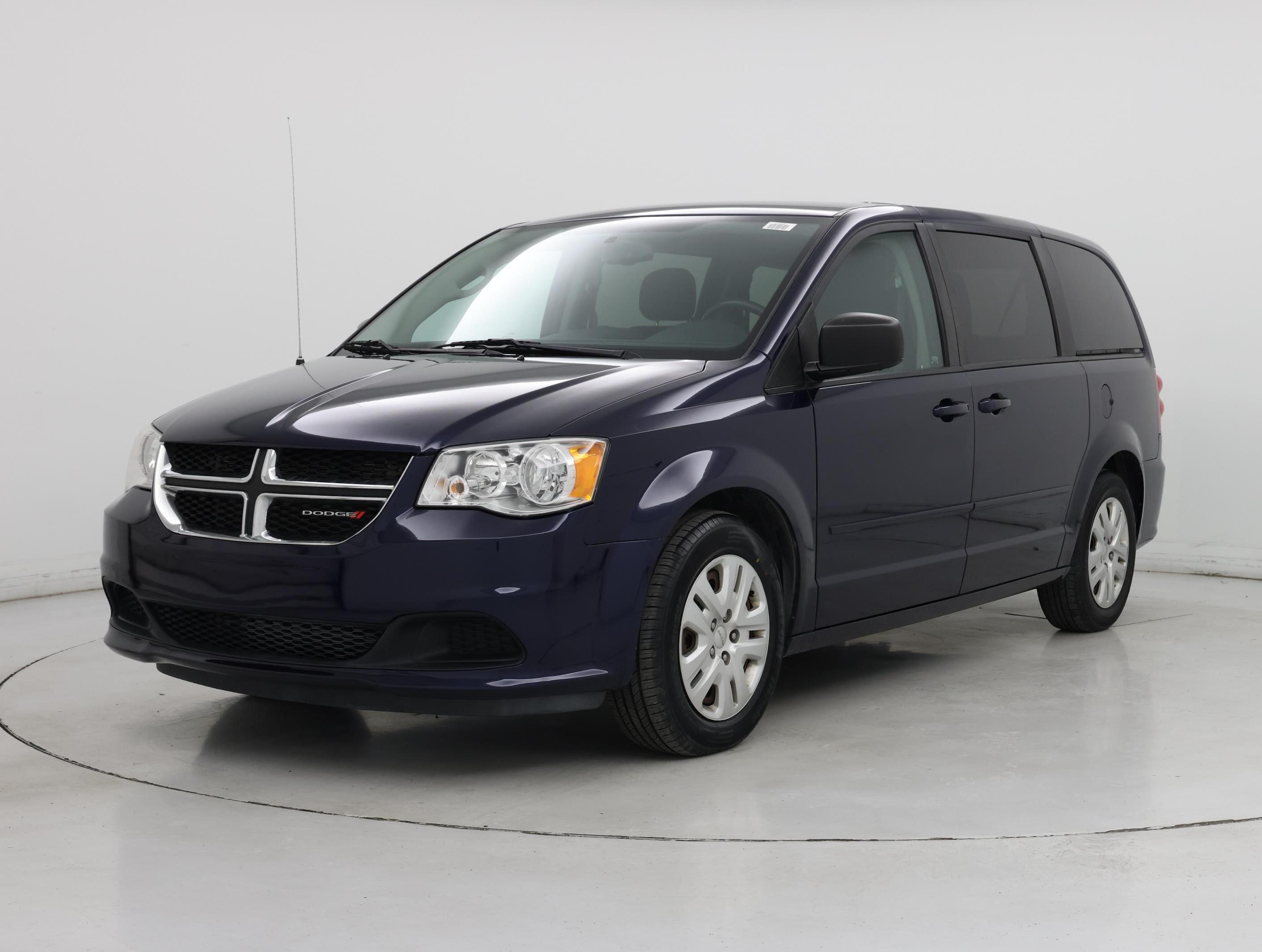 Thumbnail: 2017 Dodge Grand Caravan - 4