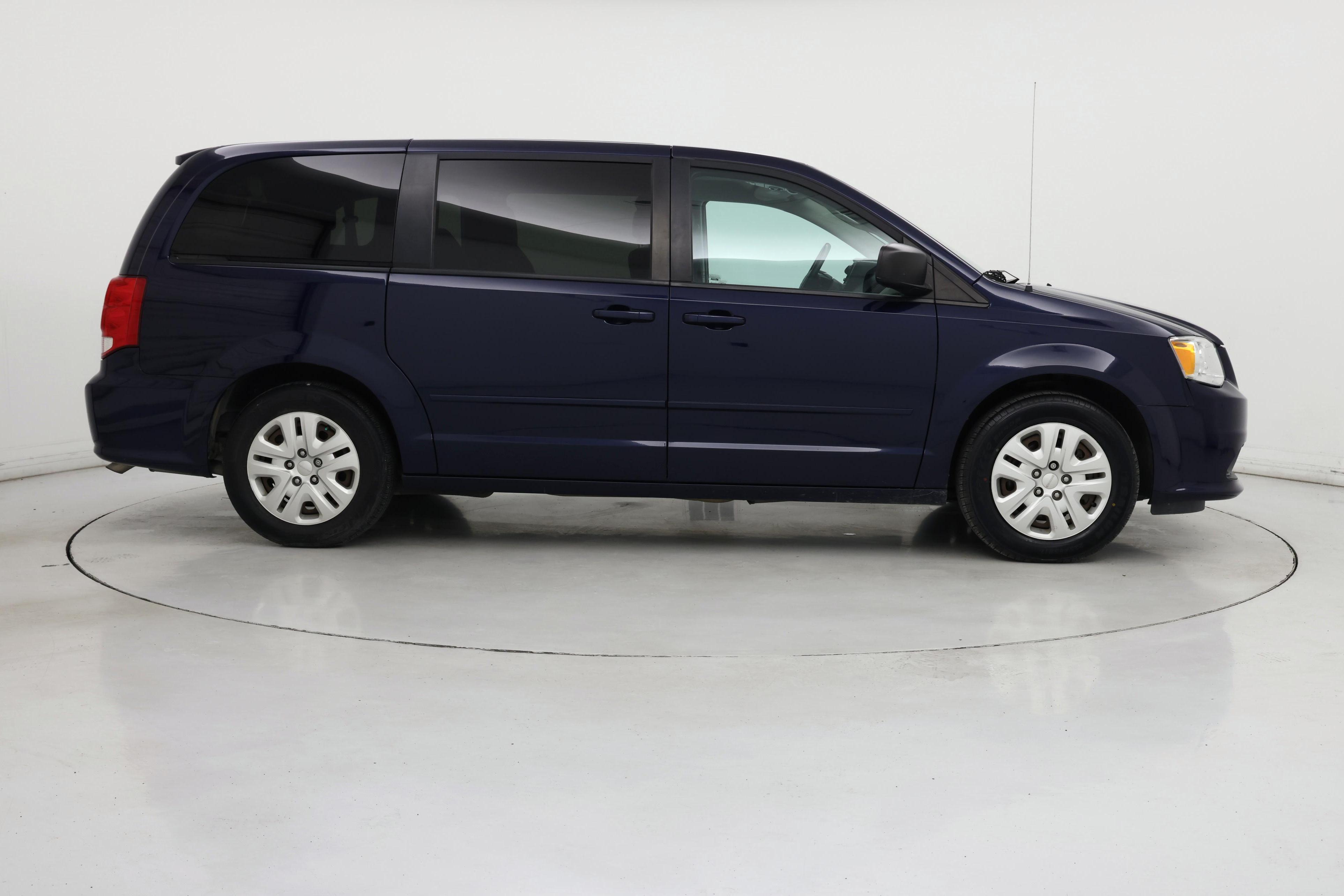 Thumbnail: 2017 Dodge Grand Caravan - 7