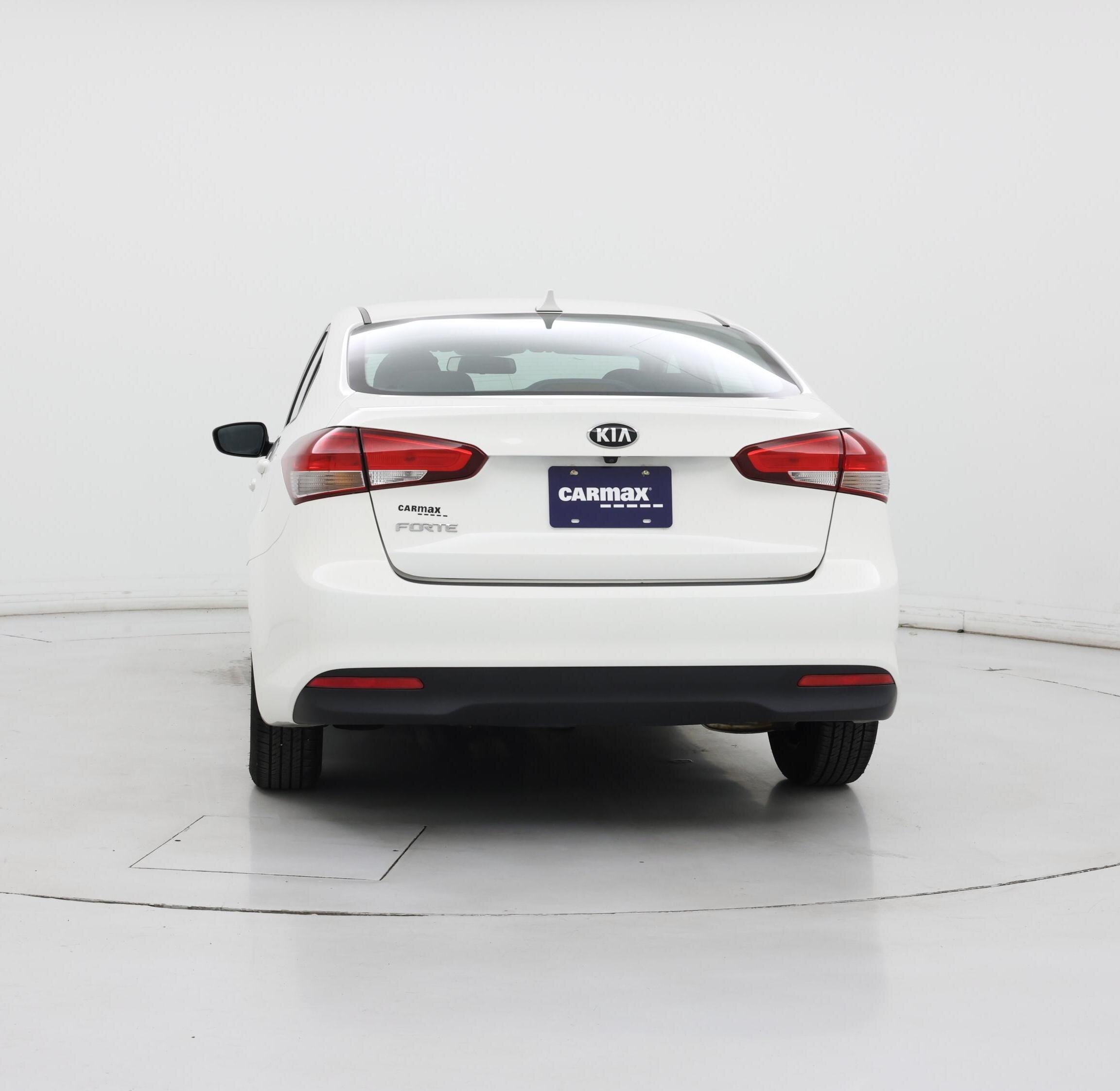 Thumbnail: 2018 Kia Forte - 6