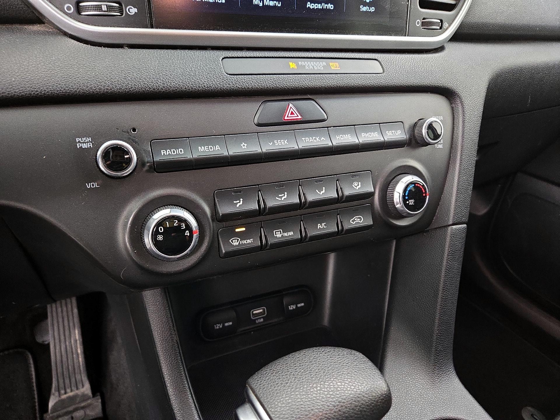 Thumbnail: 2020 Kia Sportage - 16