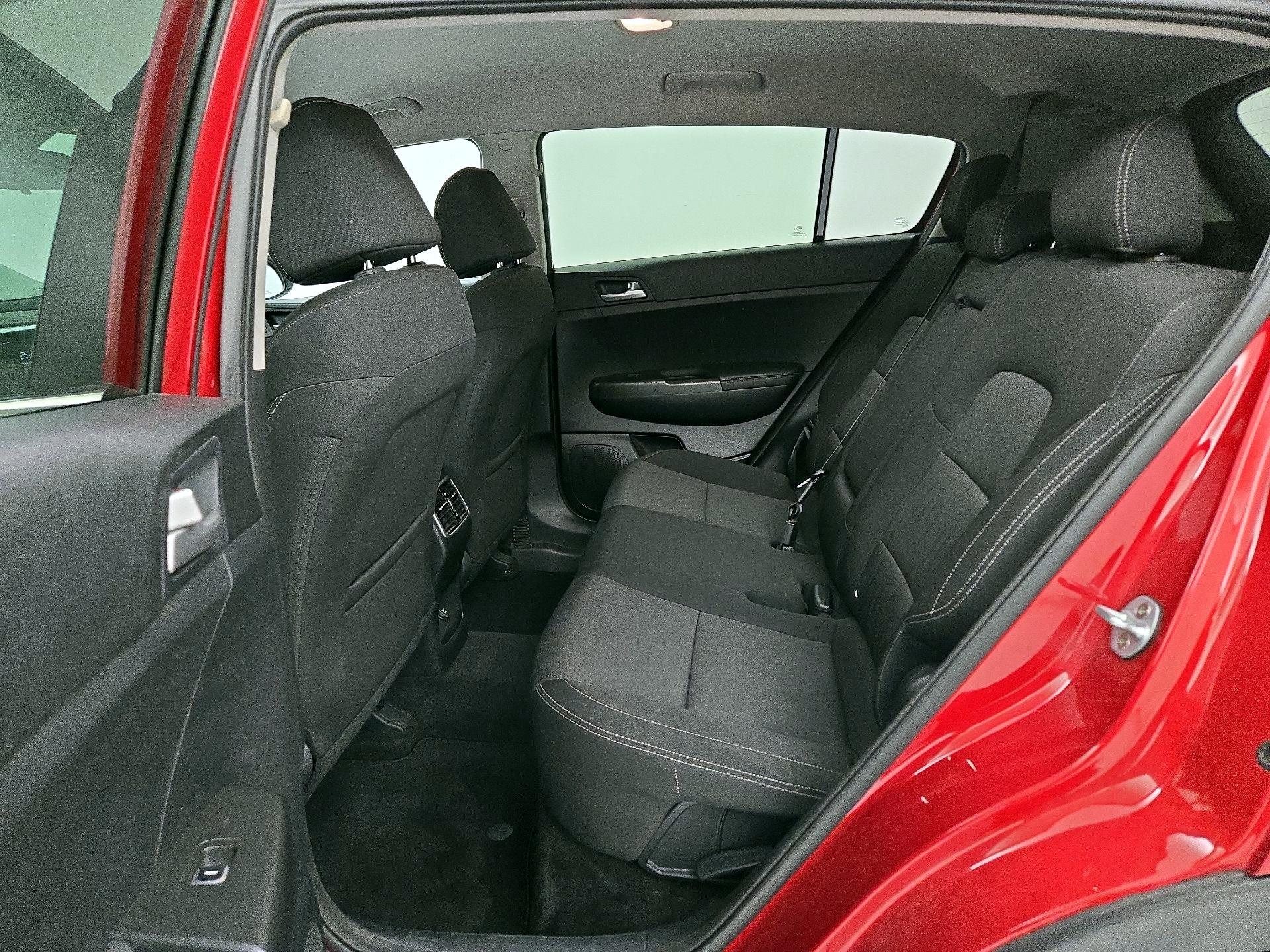 Thumbnail: 2020 Kia Sportage - 19