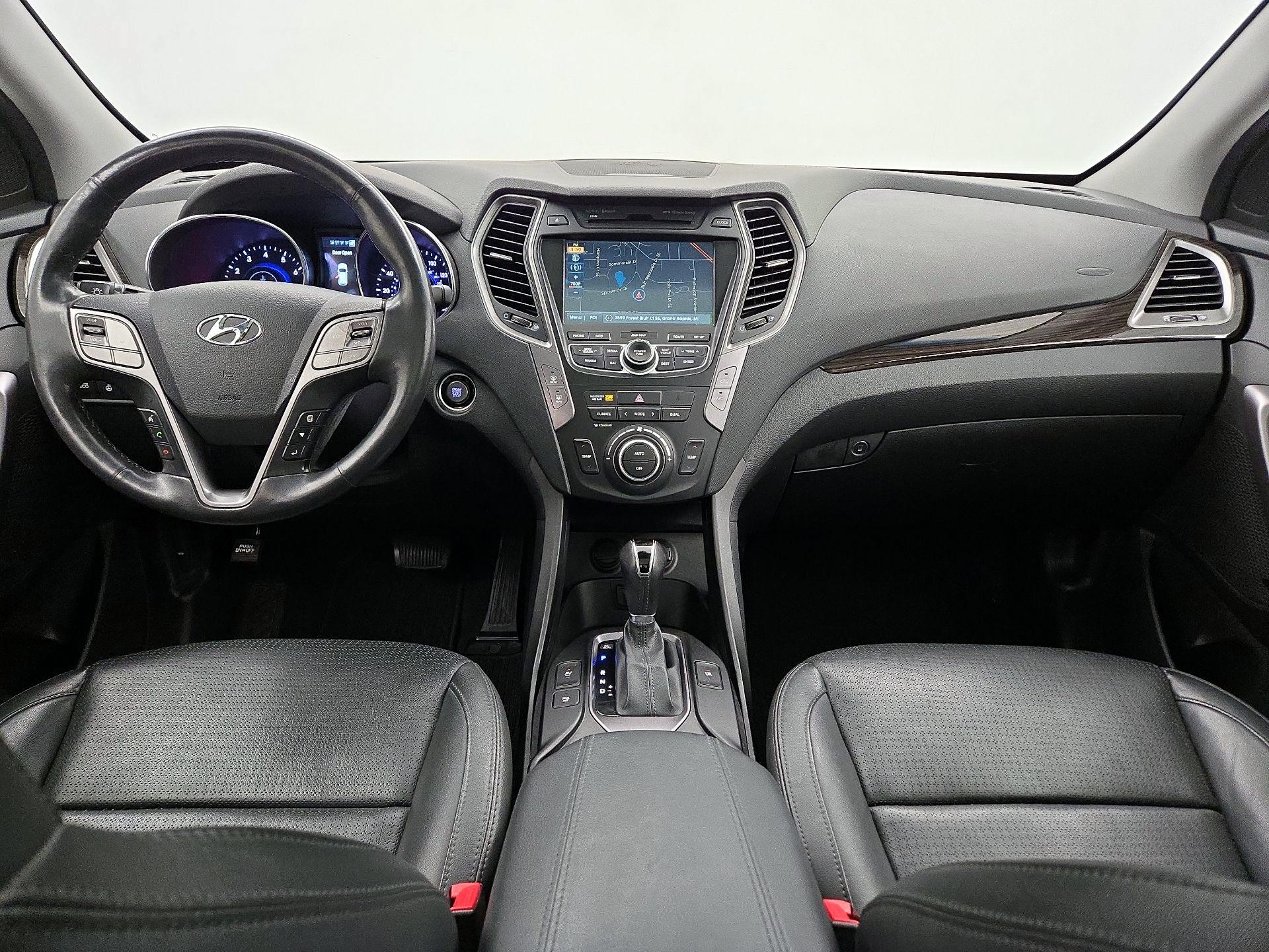 Thumbnail: 2015 Hyundai Santa Fe - 9