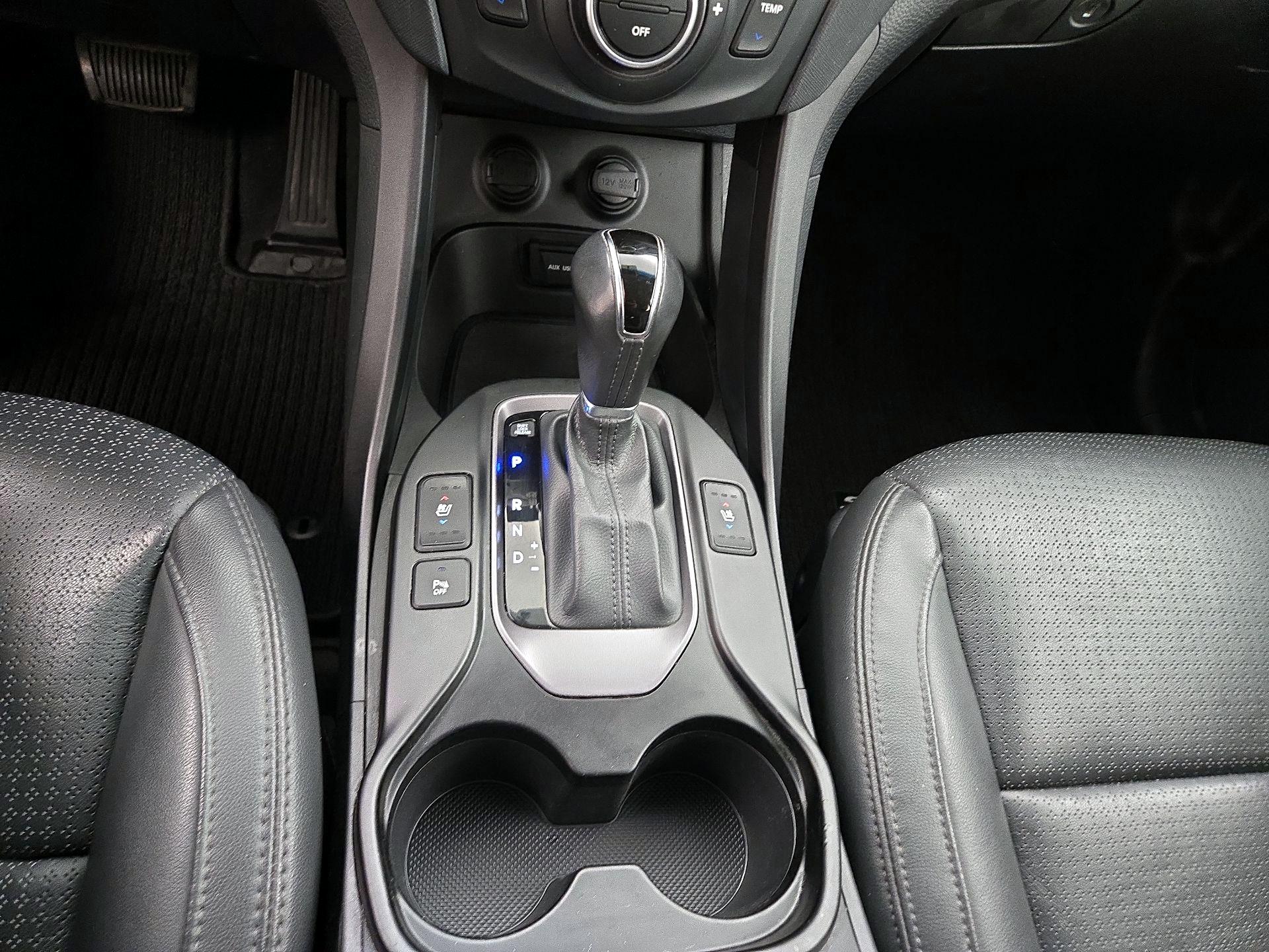 Thumbnail: 2015 Hyundai Santa Fe - 18