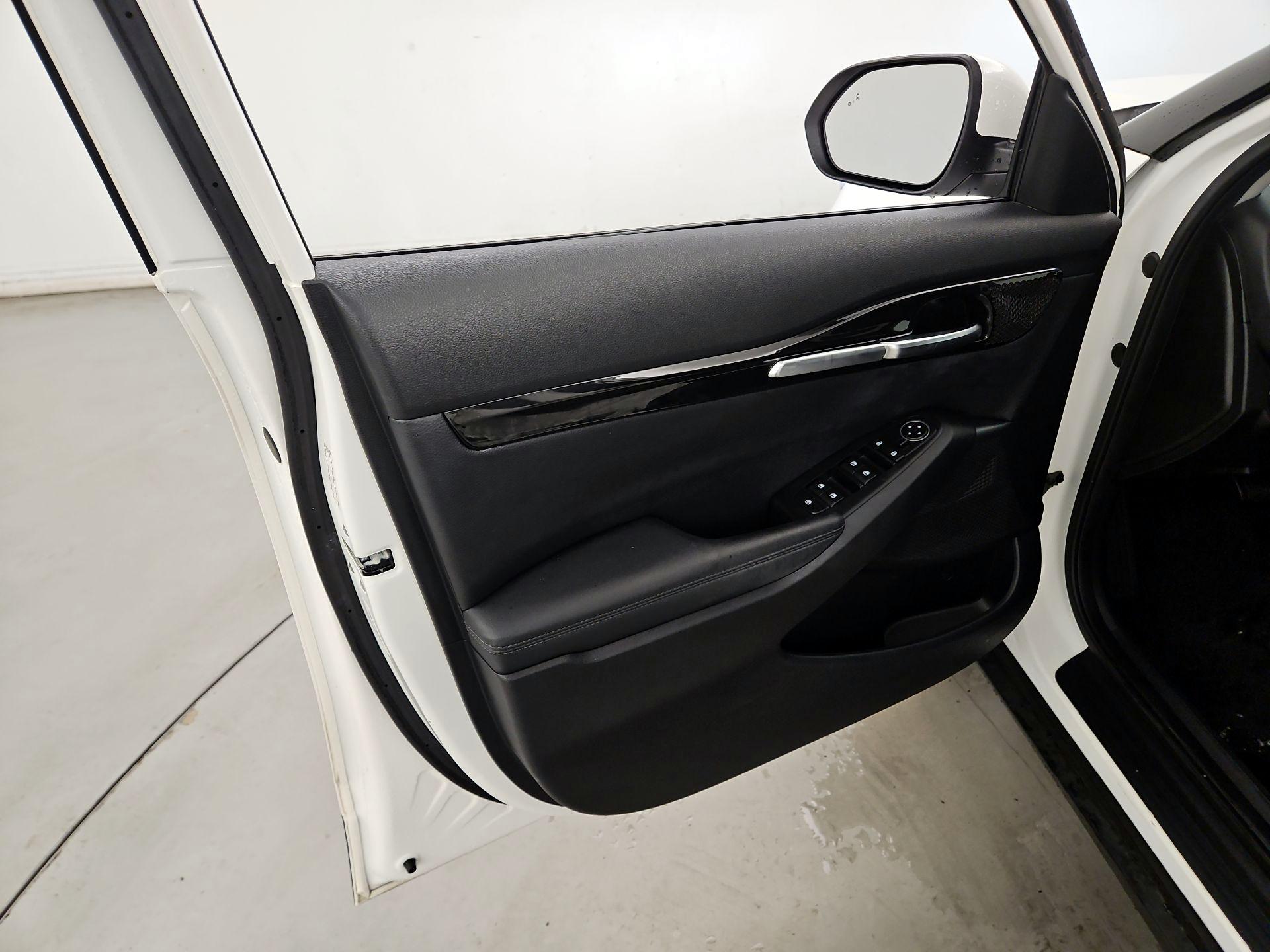 Thumbnail: 2021 Kia Seltos - 12