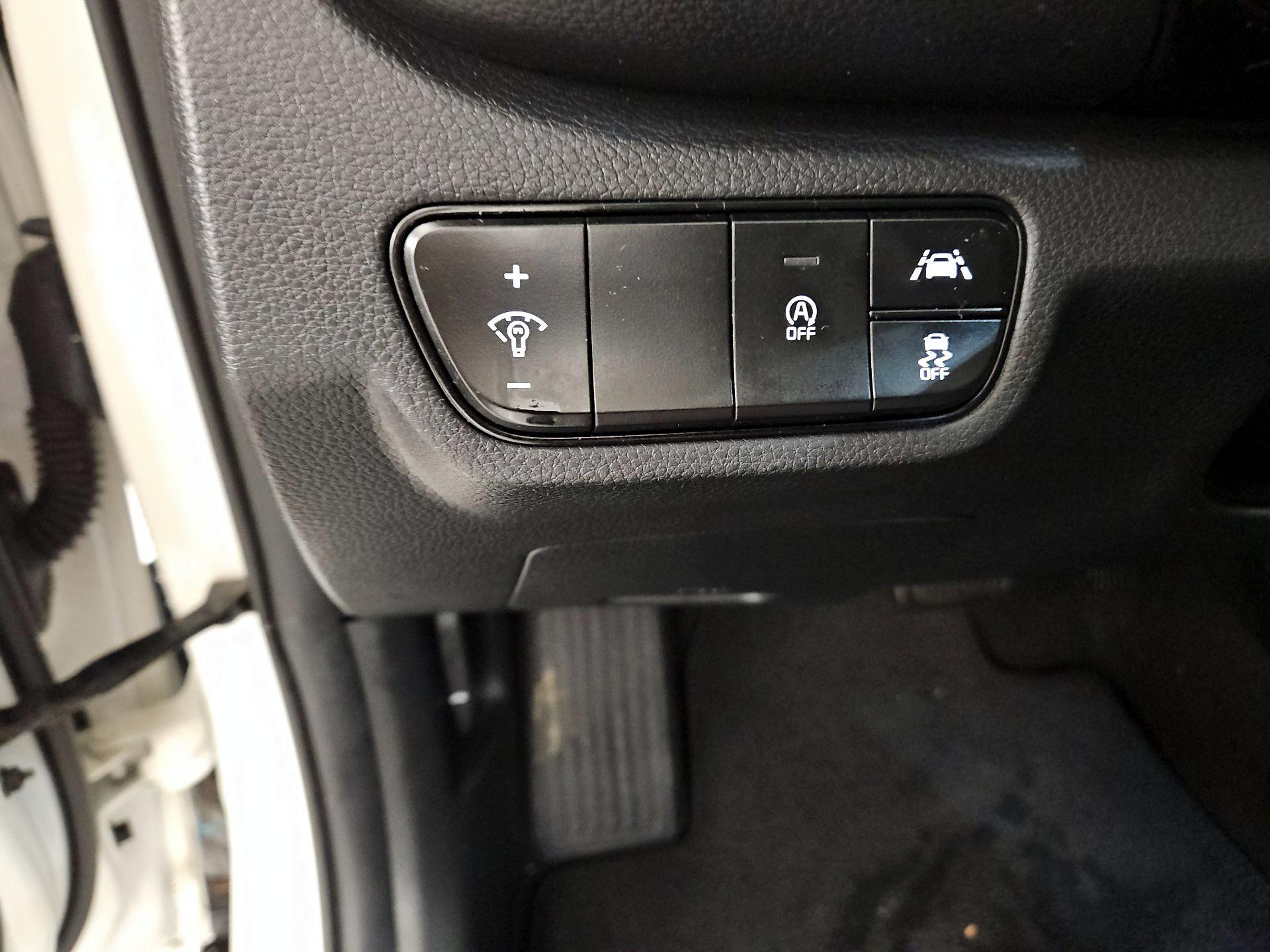 Thumbnail: 2021 Kia Seltos - 13