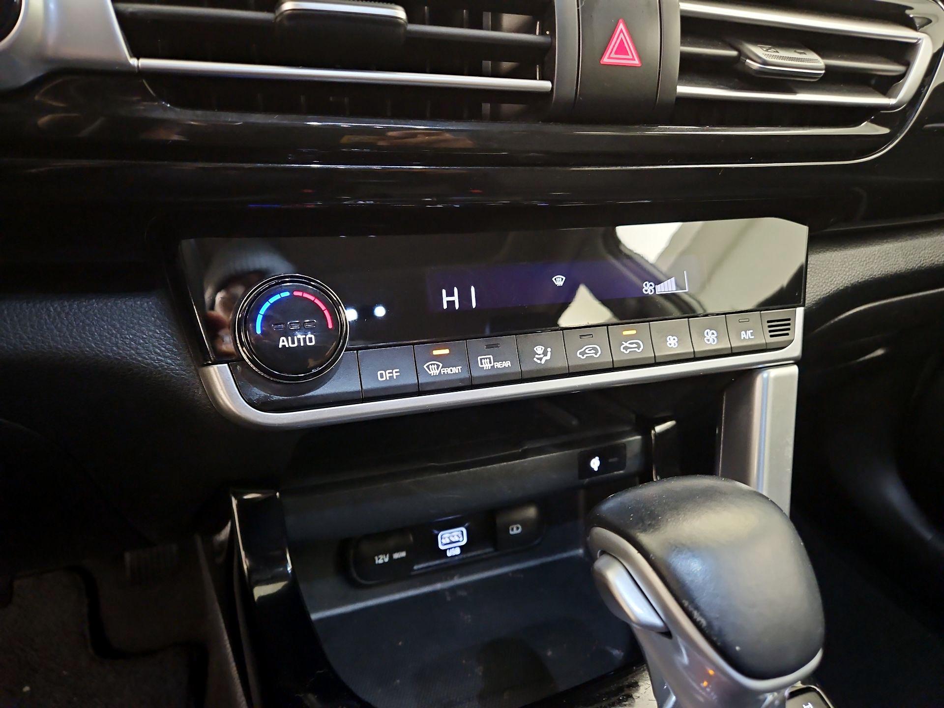 Thumbnail: 2021 Kia Seltos - 16