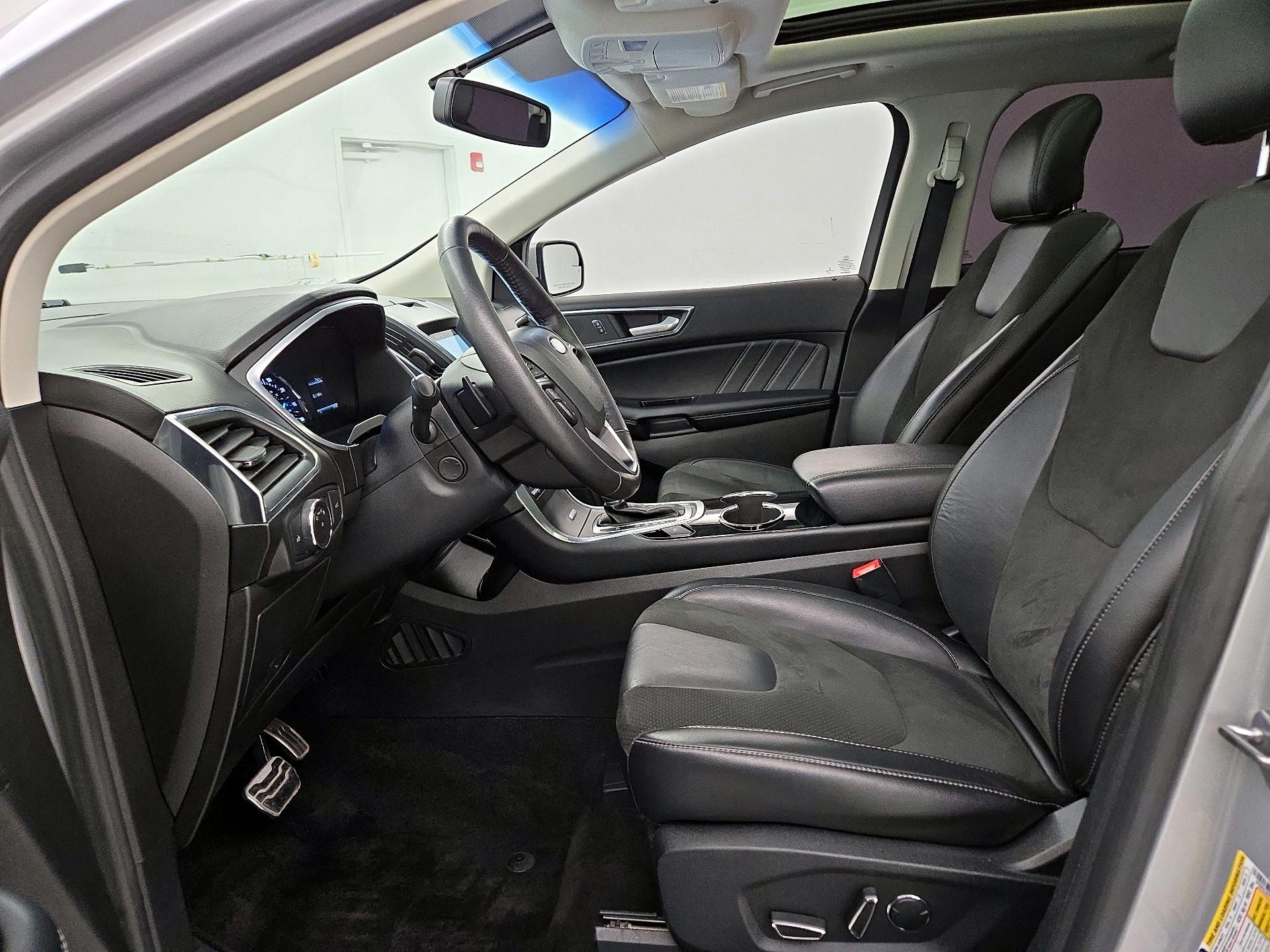 Thumbnail: 2018 Ford Edge - 11