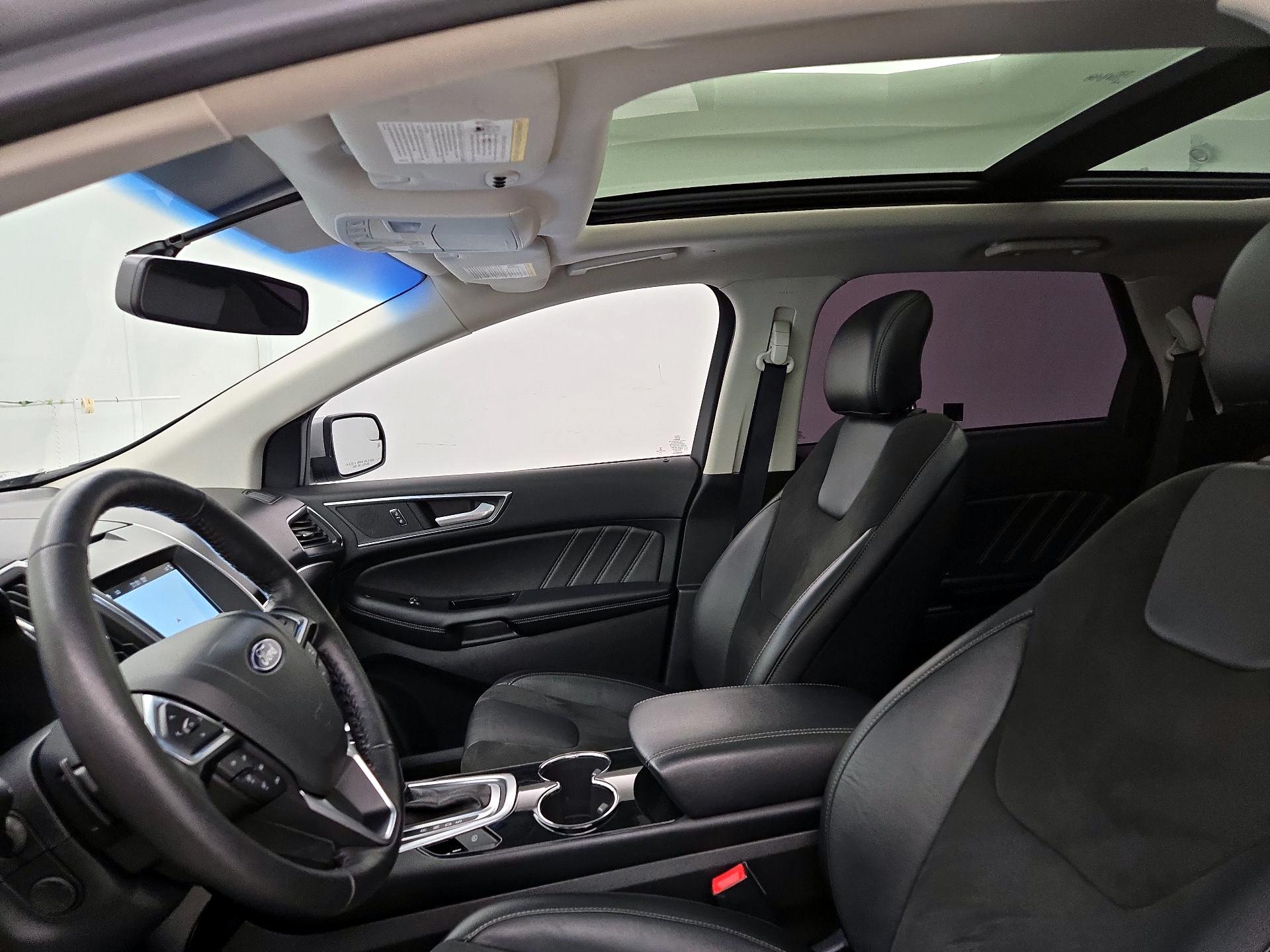 Thumbnail: 2018 Ford Edge - 20