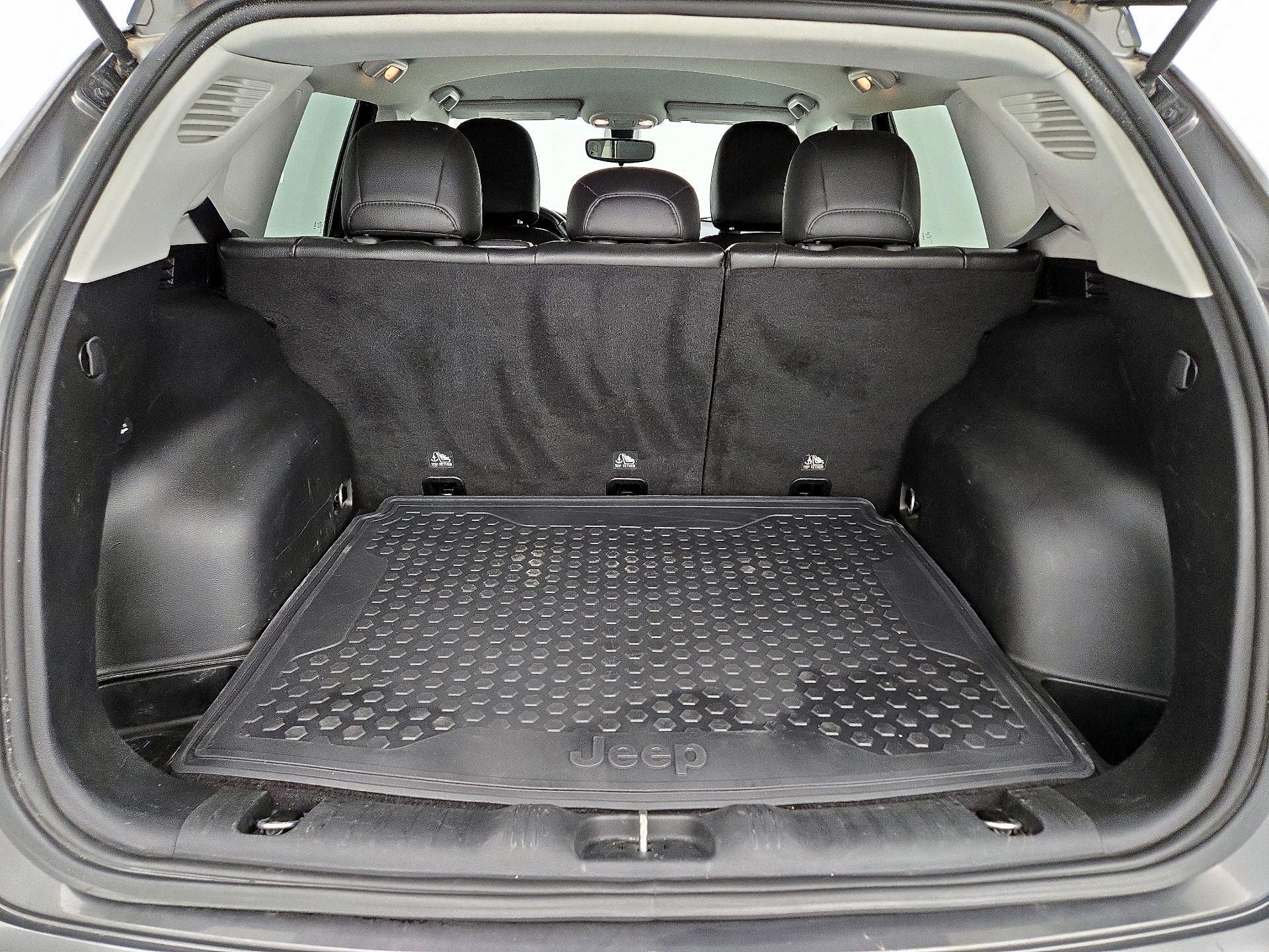 Thumbnail: 2019 Jeep Compass - 20