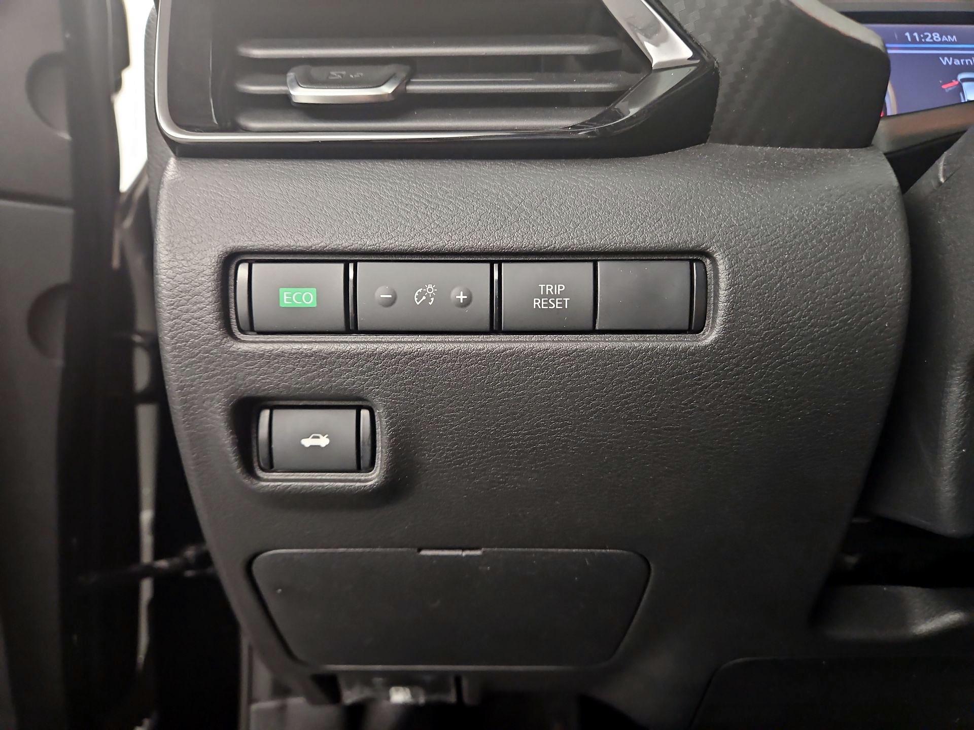 Thumbnail: 2023 Nissan Sentra - 13