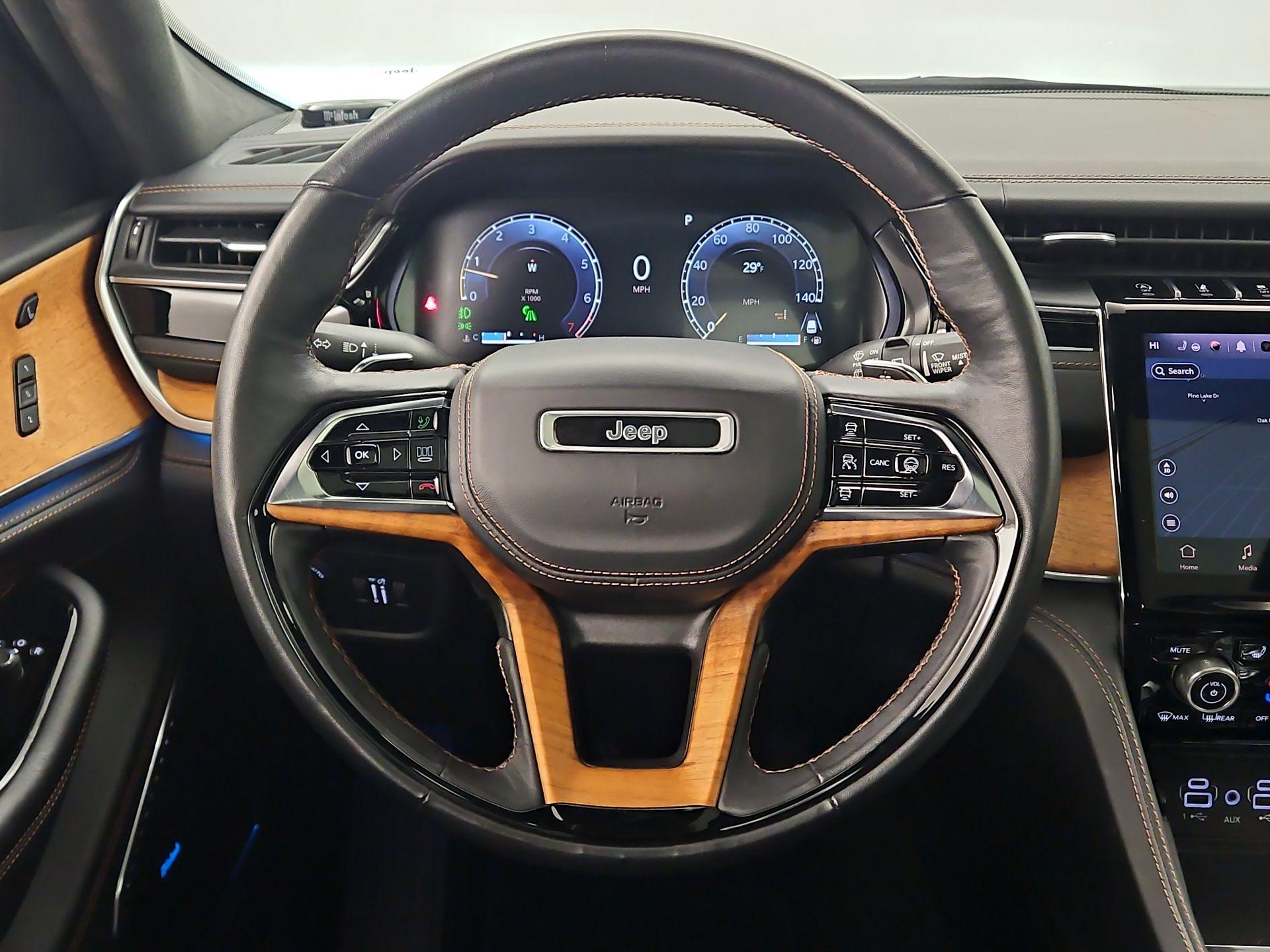 Thumbnail: 2023 Jeep Grand Cherokee L - 10