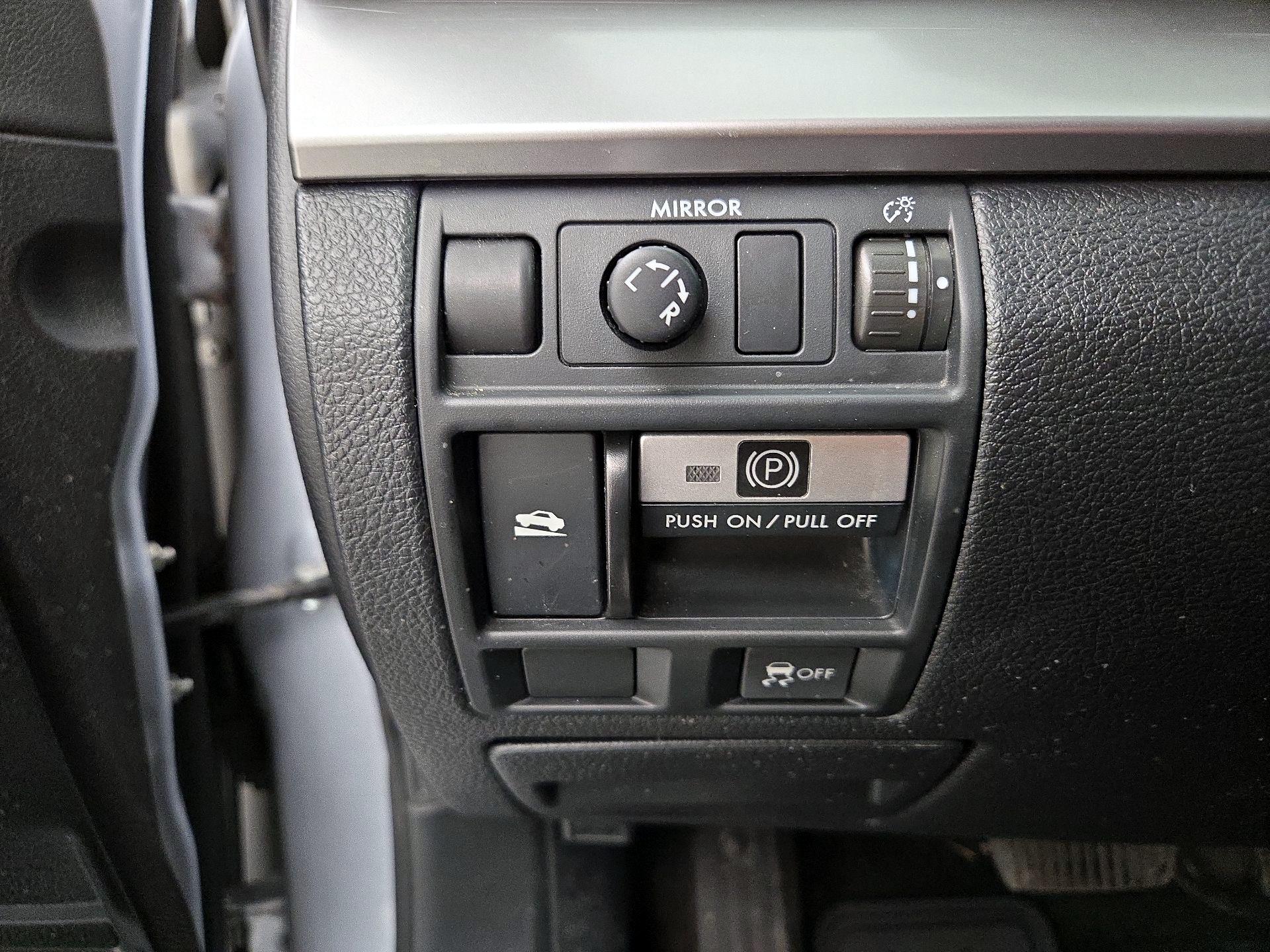 Thumbnail: 2014 Subaru Outback - 13