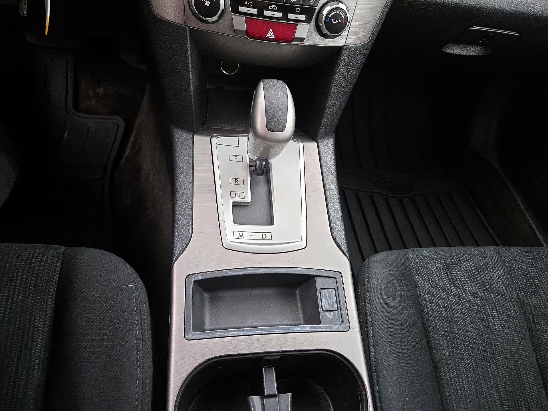 Thumbnail: 2014 Subaru Outback - 16