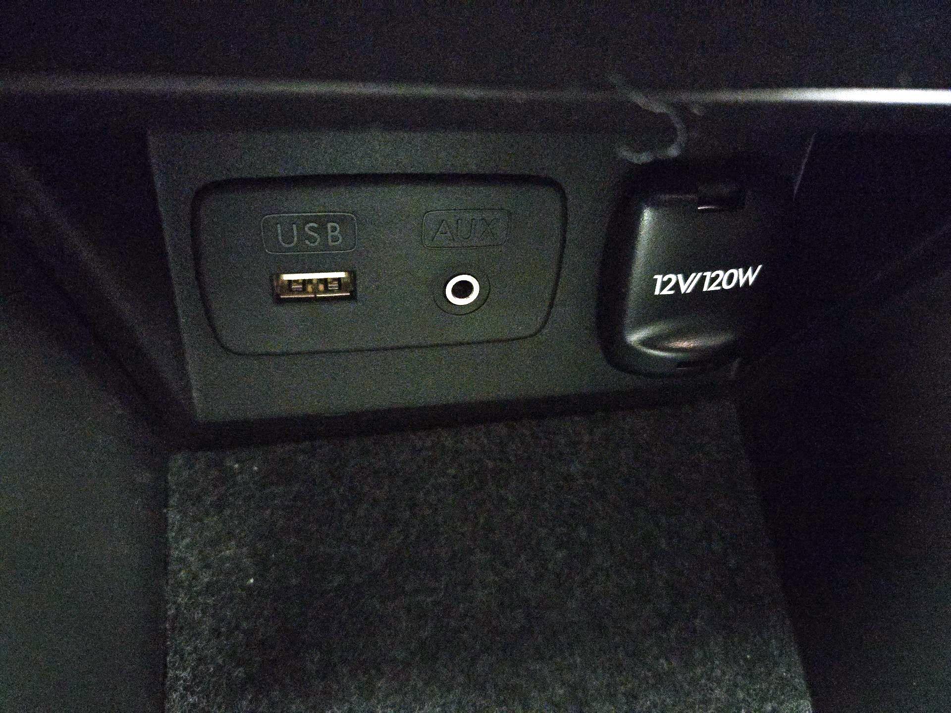 Thumbnail: 2014 Subaru Outback - 17