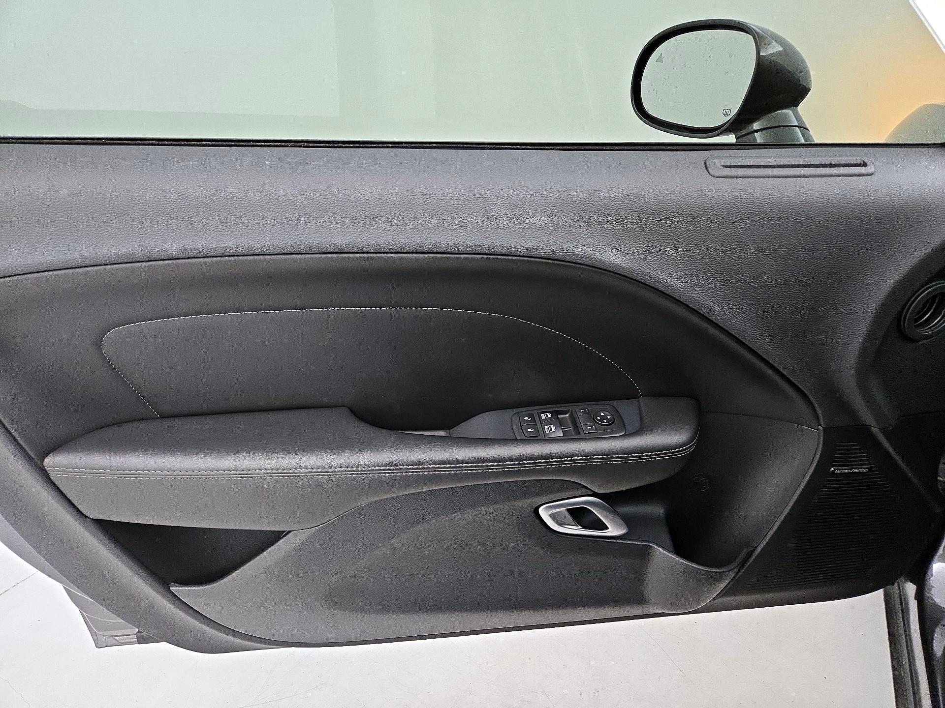 Thumbnail: 2018 Dodge Challenger - 12