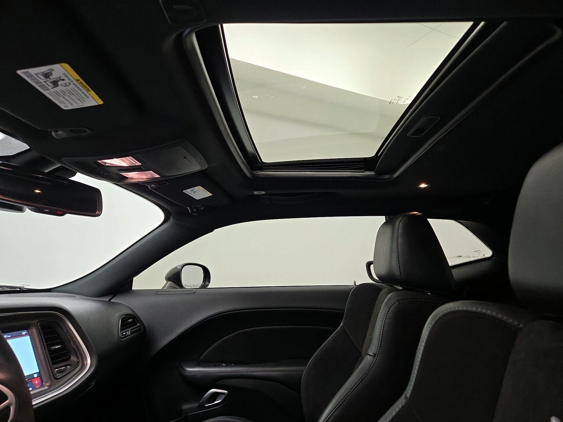 Thumbnail: 2018 Dodge Challenger - 20