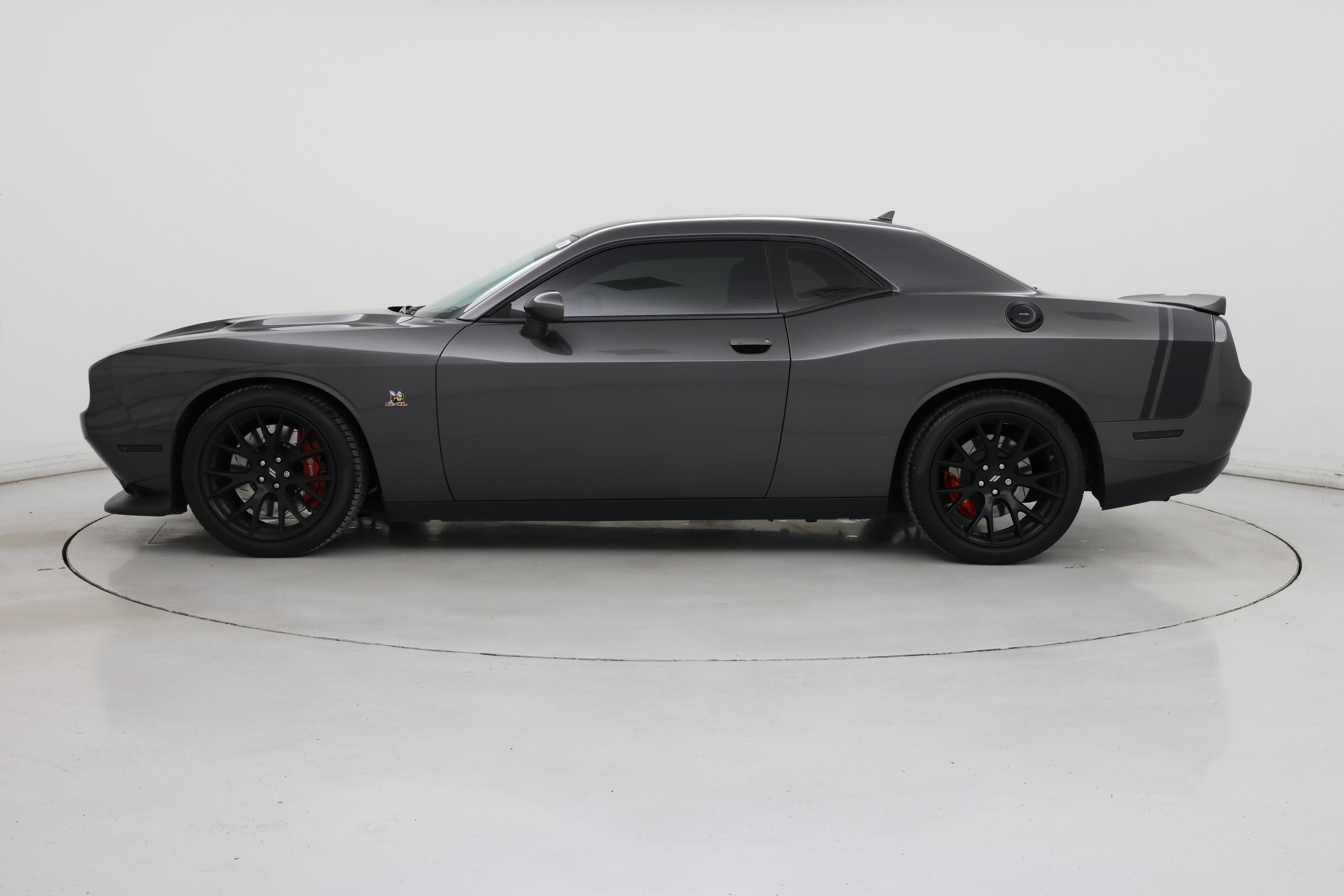 Thumbnail: 2018 Dodge Challenger - 3
